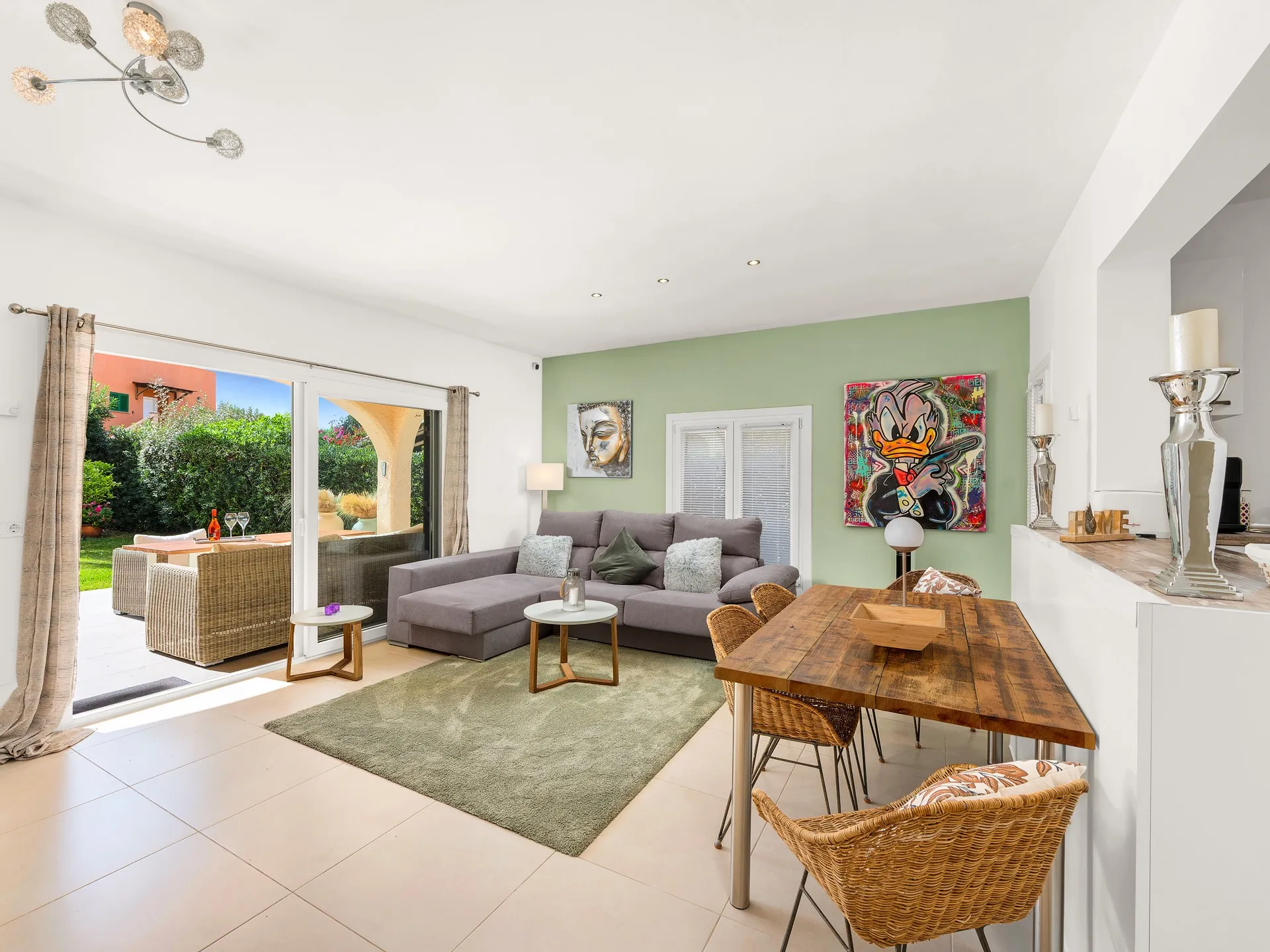 Apartament renovat amb jardí-6