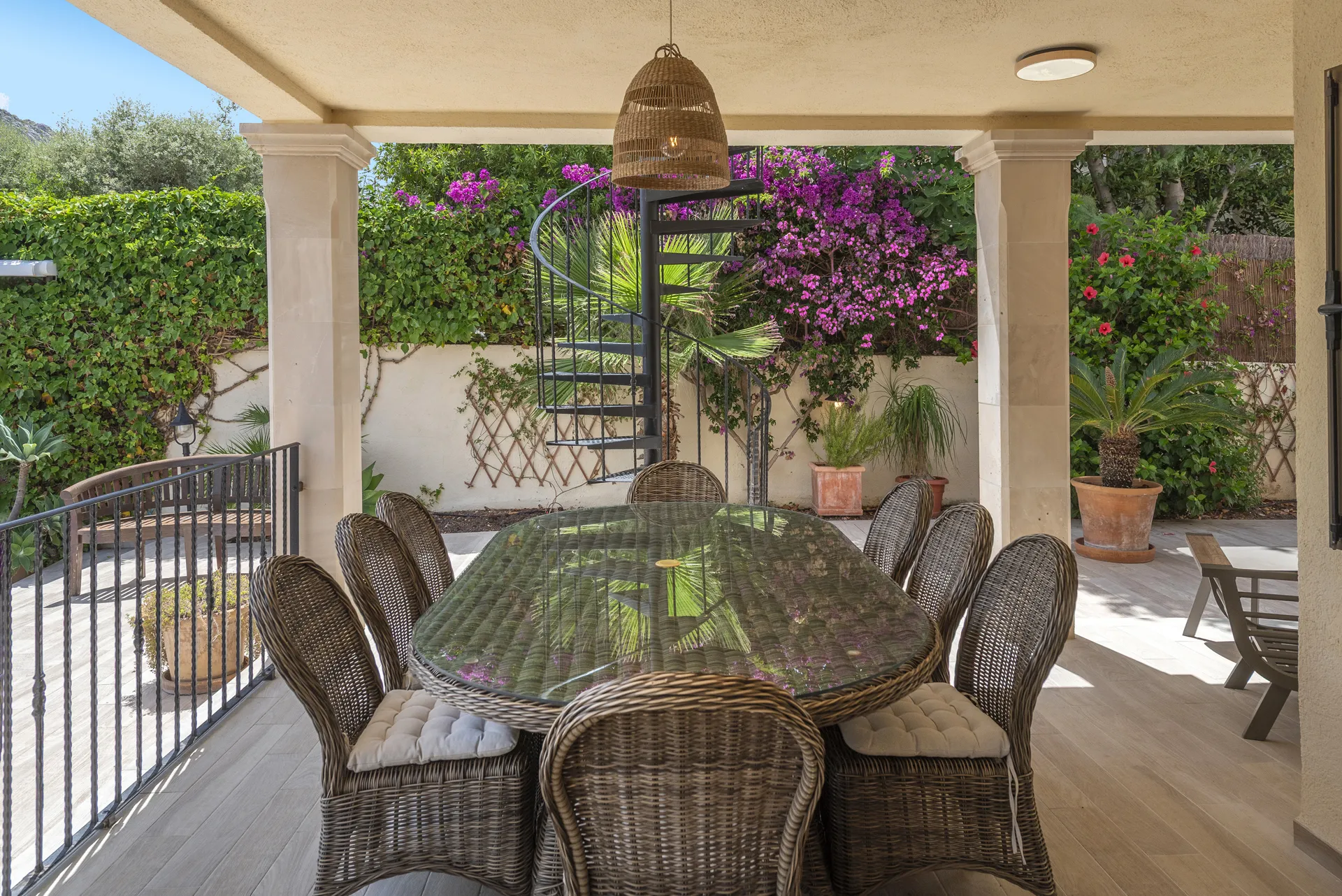 Villa magnifique au soleil – Prête à l'emploi & impeccable-26