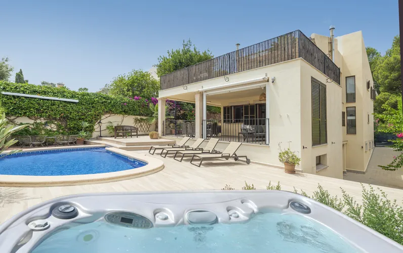 Beeindruckende Villa in der Sonne – Schlüsselfertig und Makellos