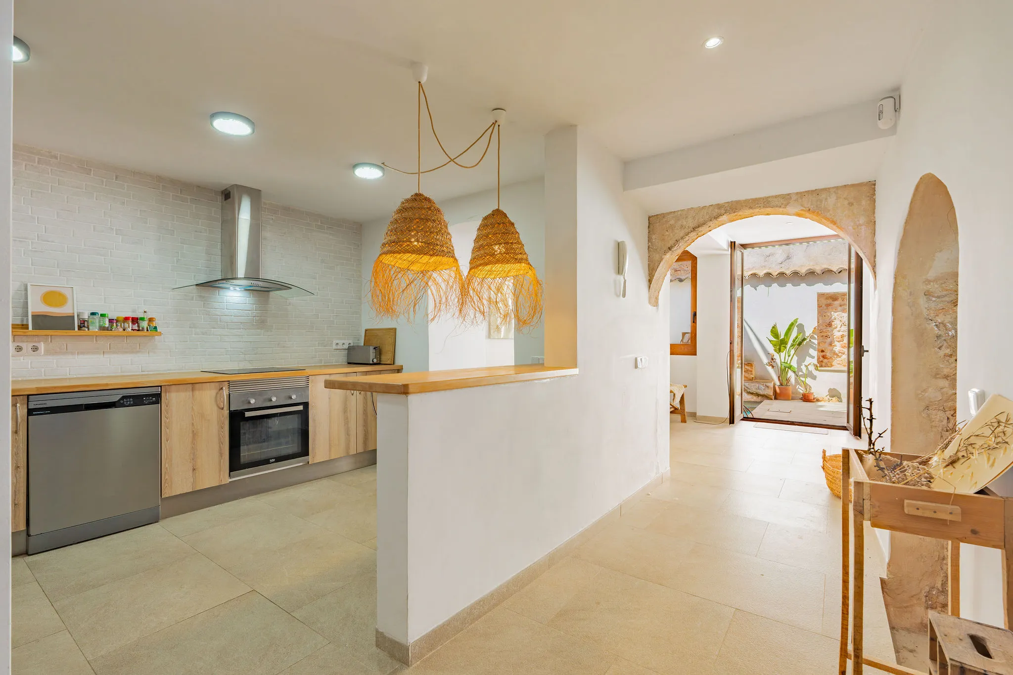 Beautifully renovated historic townhouse-6