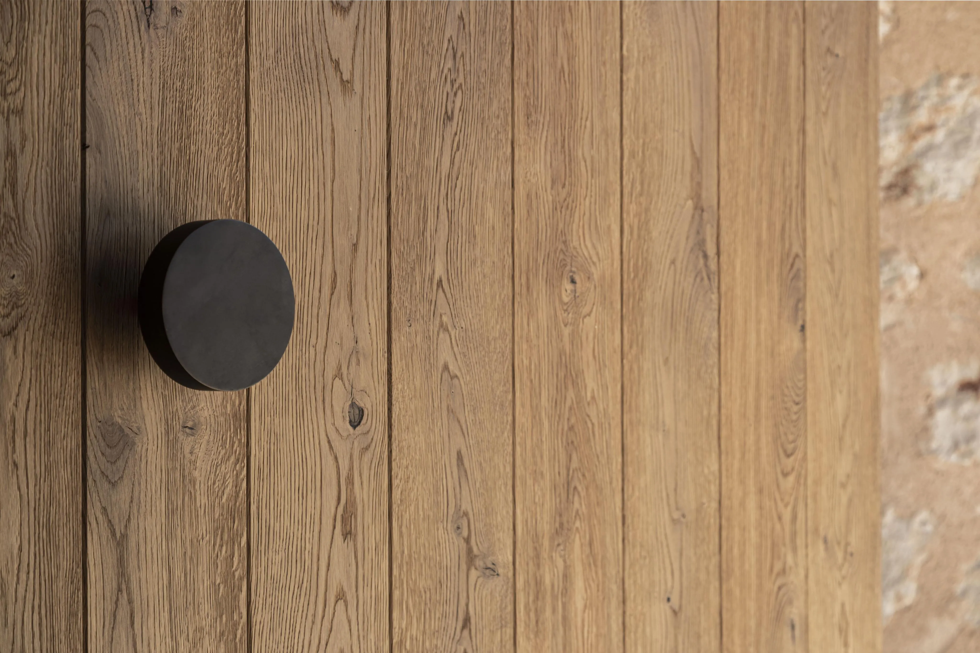 Moderniserat radhus med stor takterrass-3