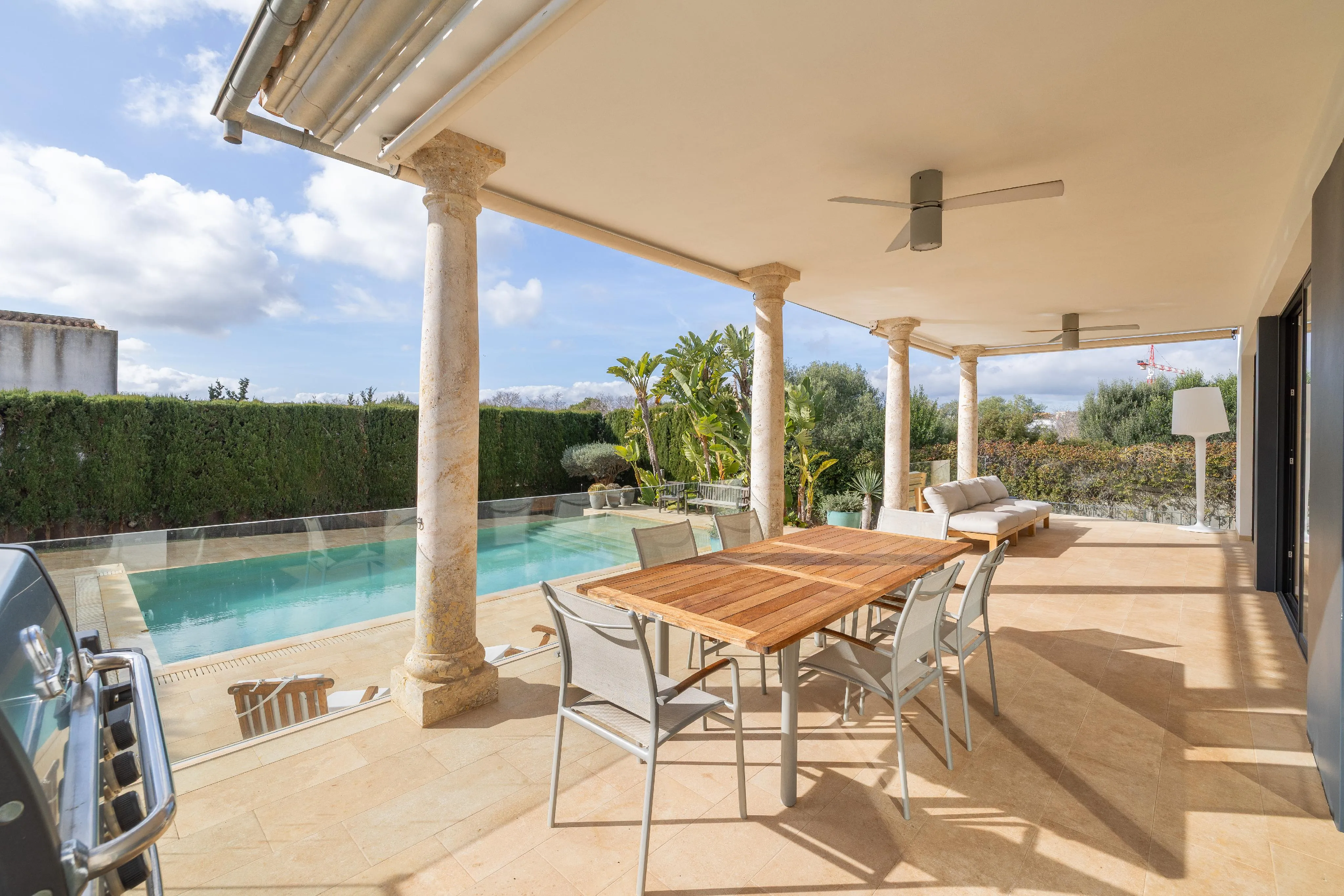 Mediterrane Villa mit Blick auf die Bucht von Palma-8