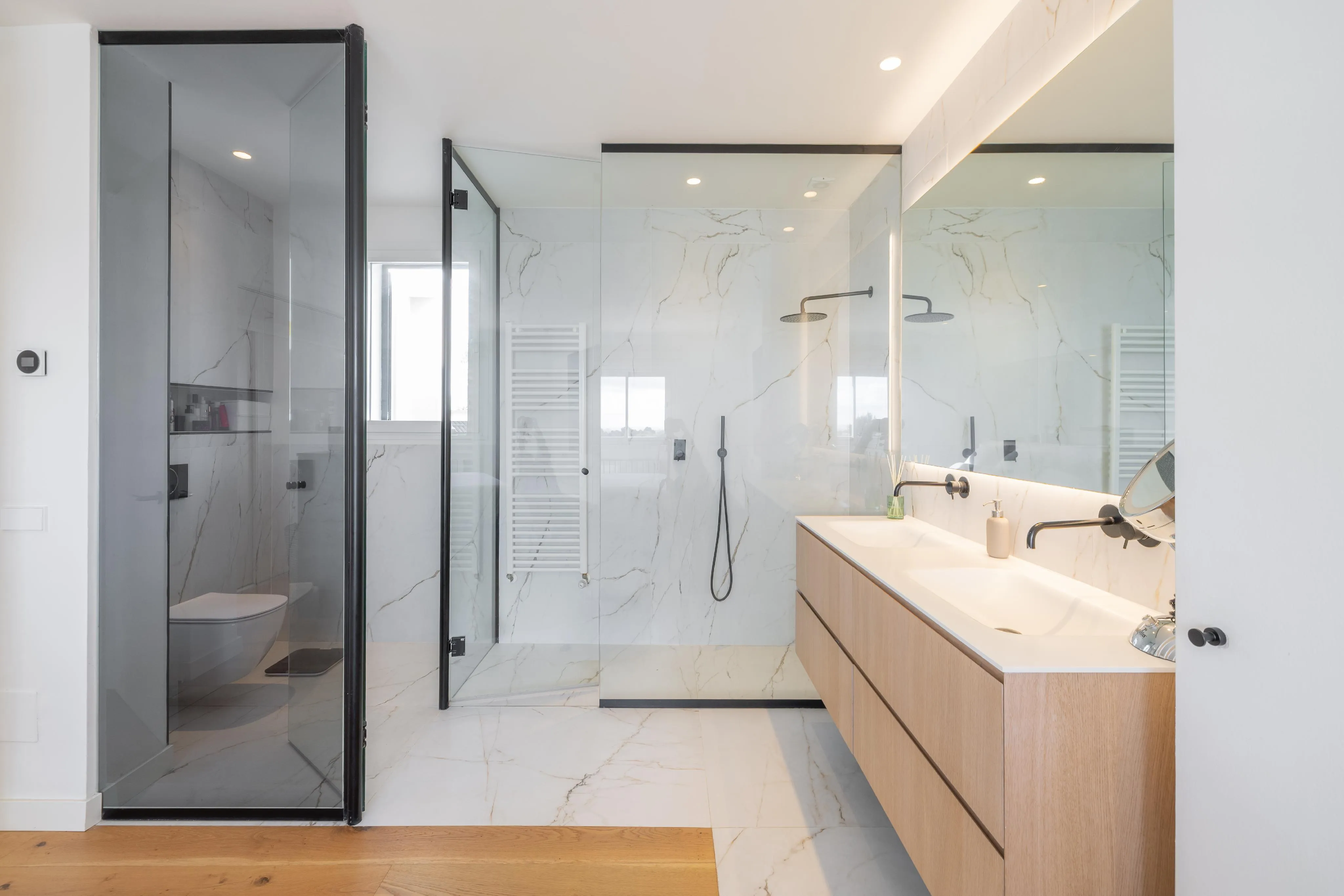 Vila mediterrània reformada amb vista a la badia de Palma-12