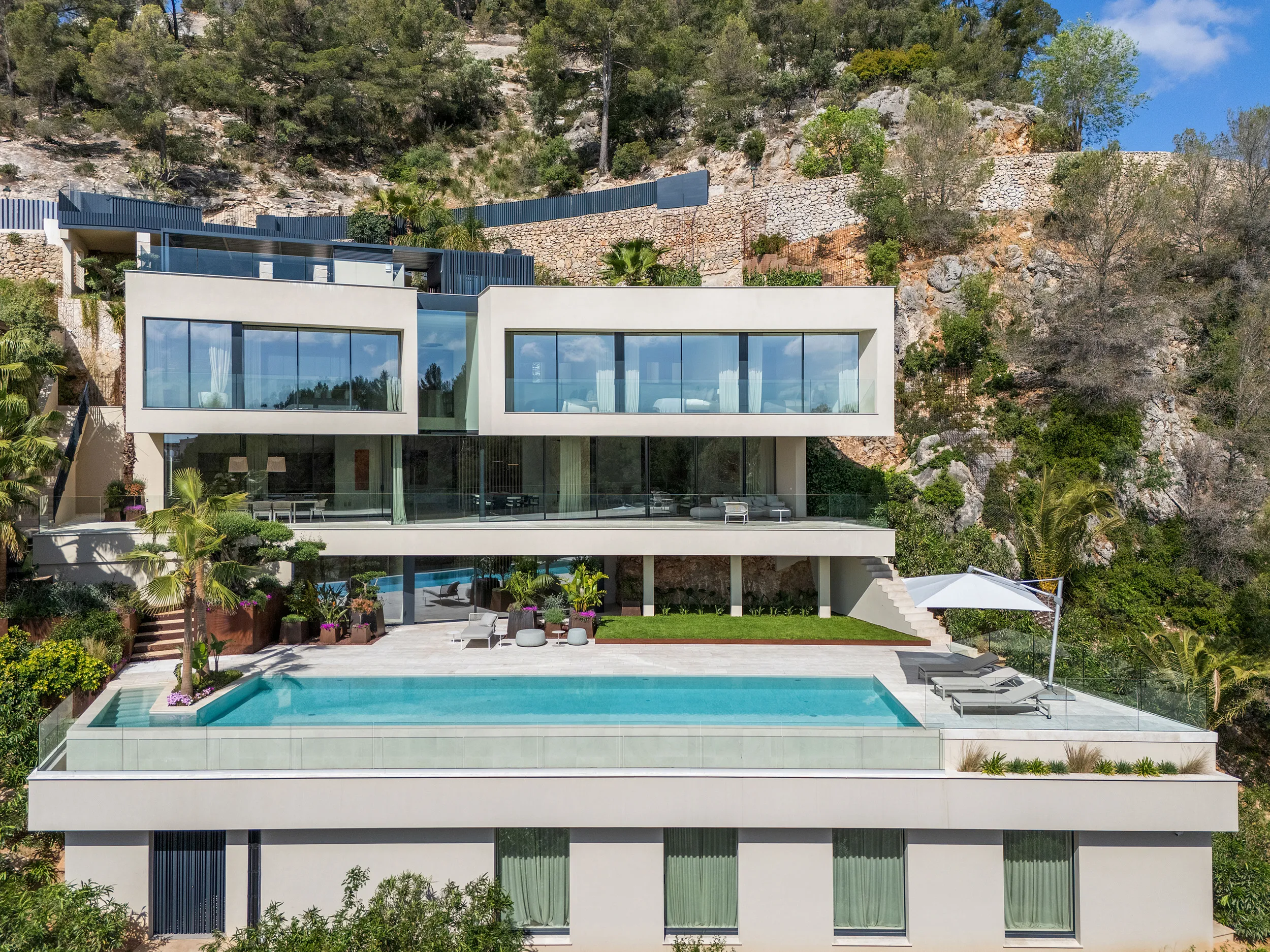 Newly built villa with sea views in Son Vida-26