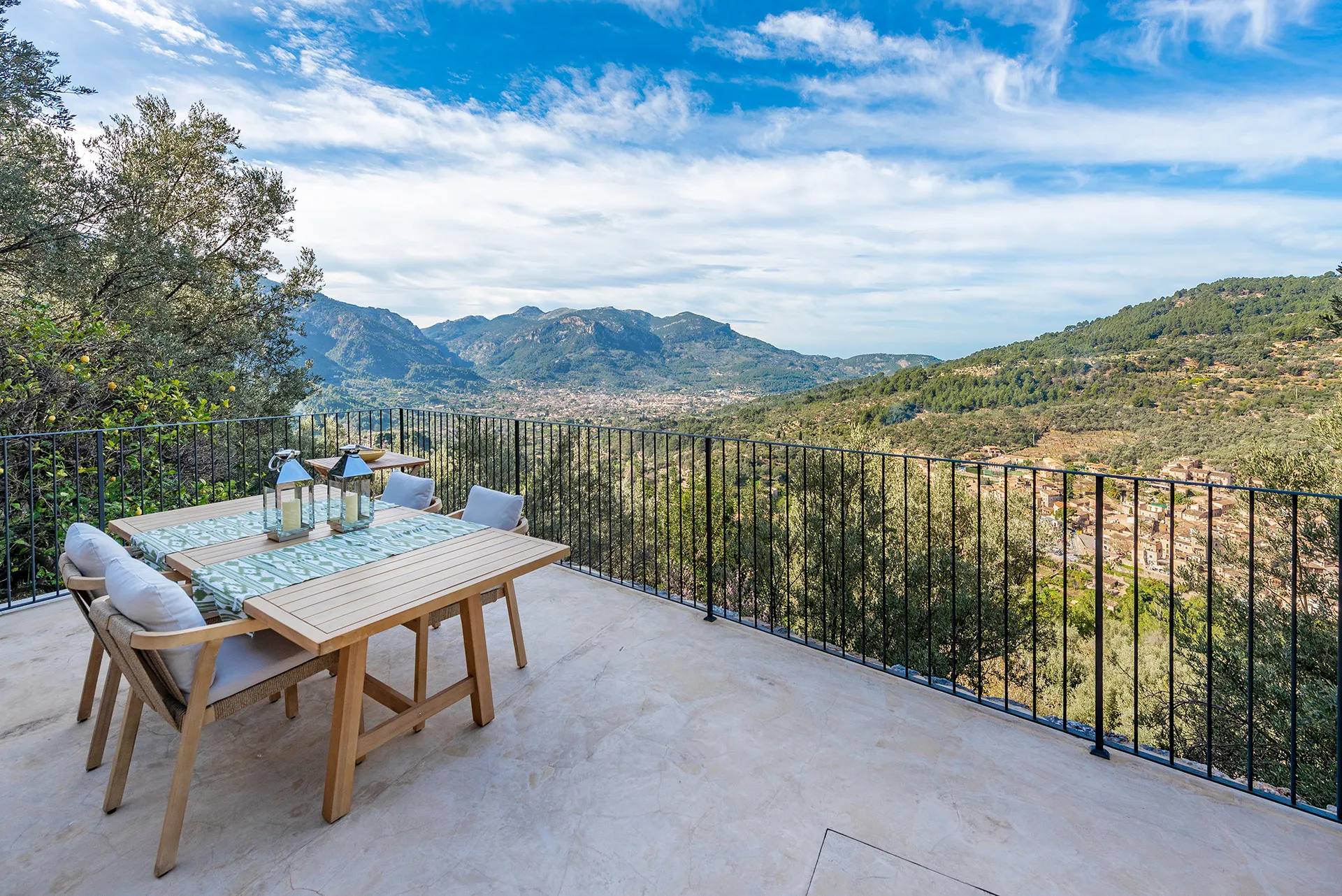 Charmant landhuis met adembenemend uitzicht op Fornalutx en Sóller-17