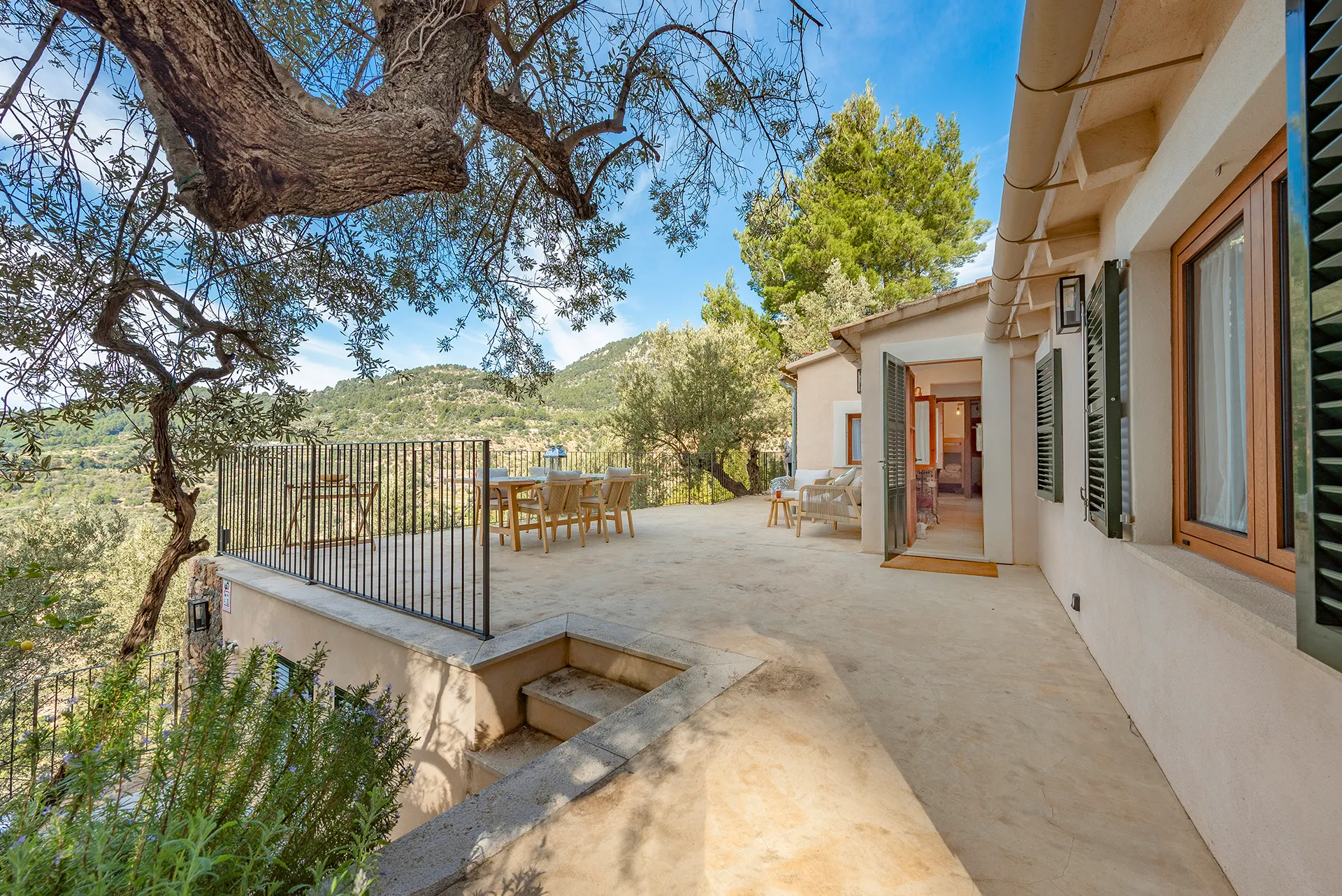 Charming country house with stunning views of Fornalutx and Sóller-14