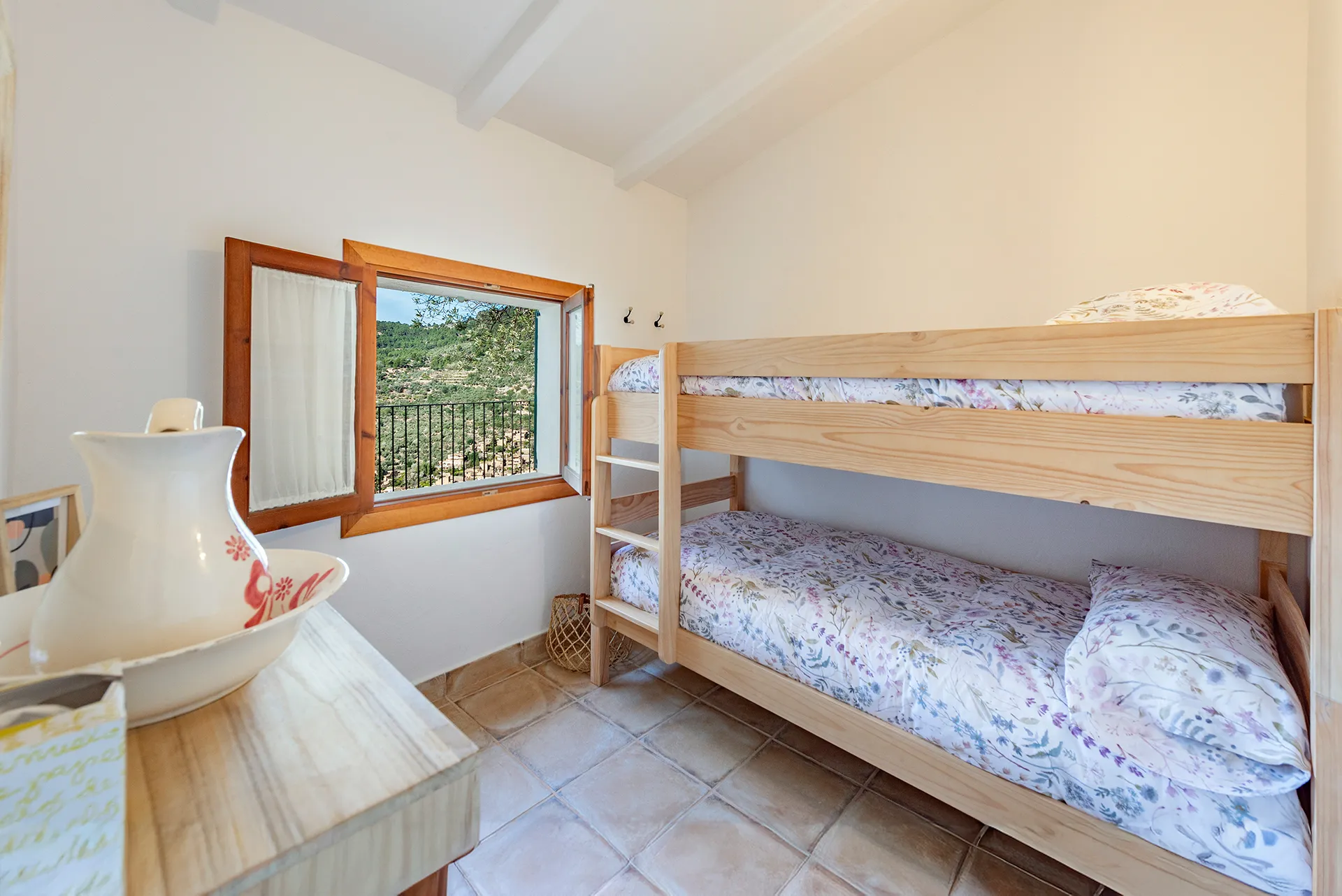 Charmant landhuis met adembenemend uitzicht op Fornalutx en Sóller-10