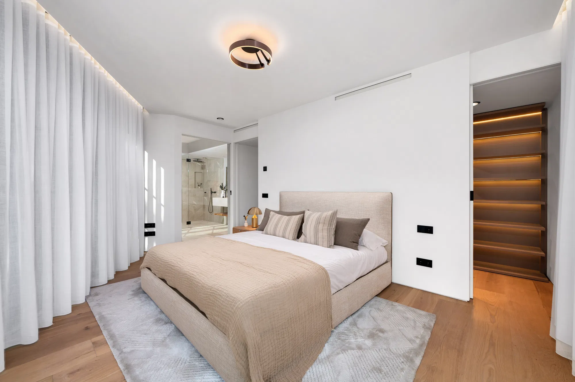 Apartamento de diseño de obra nueva con piscina privada en un espectacular proyecto residencial-10