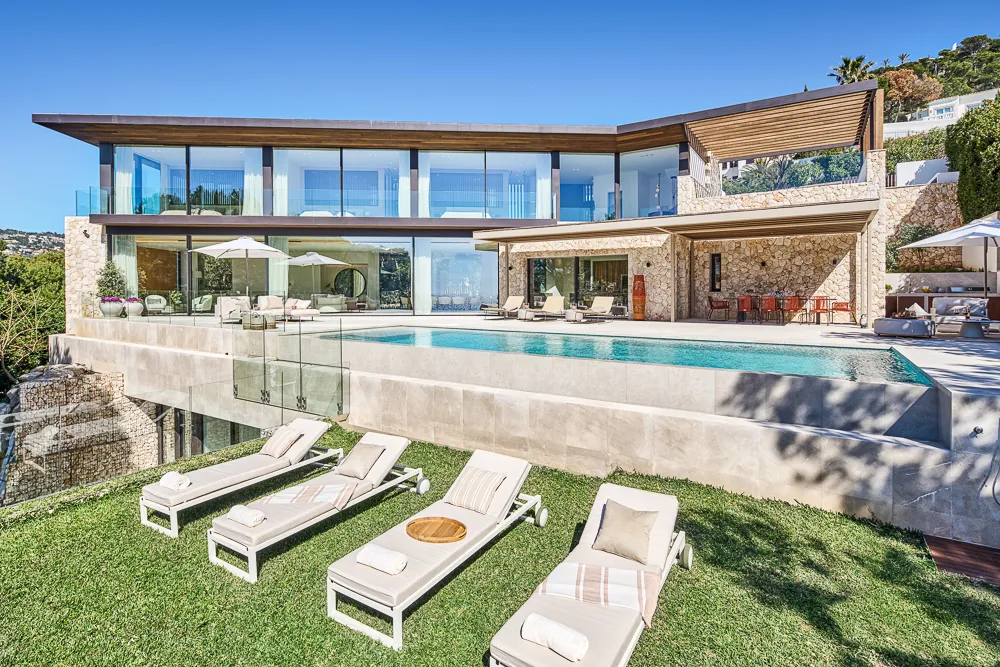 Villa "Baymonte" en bord de mer-3