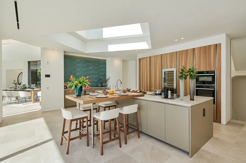 Sophisticated architecture on the seafront-7