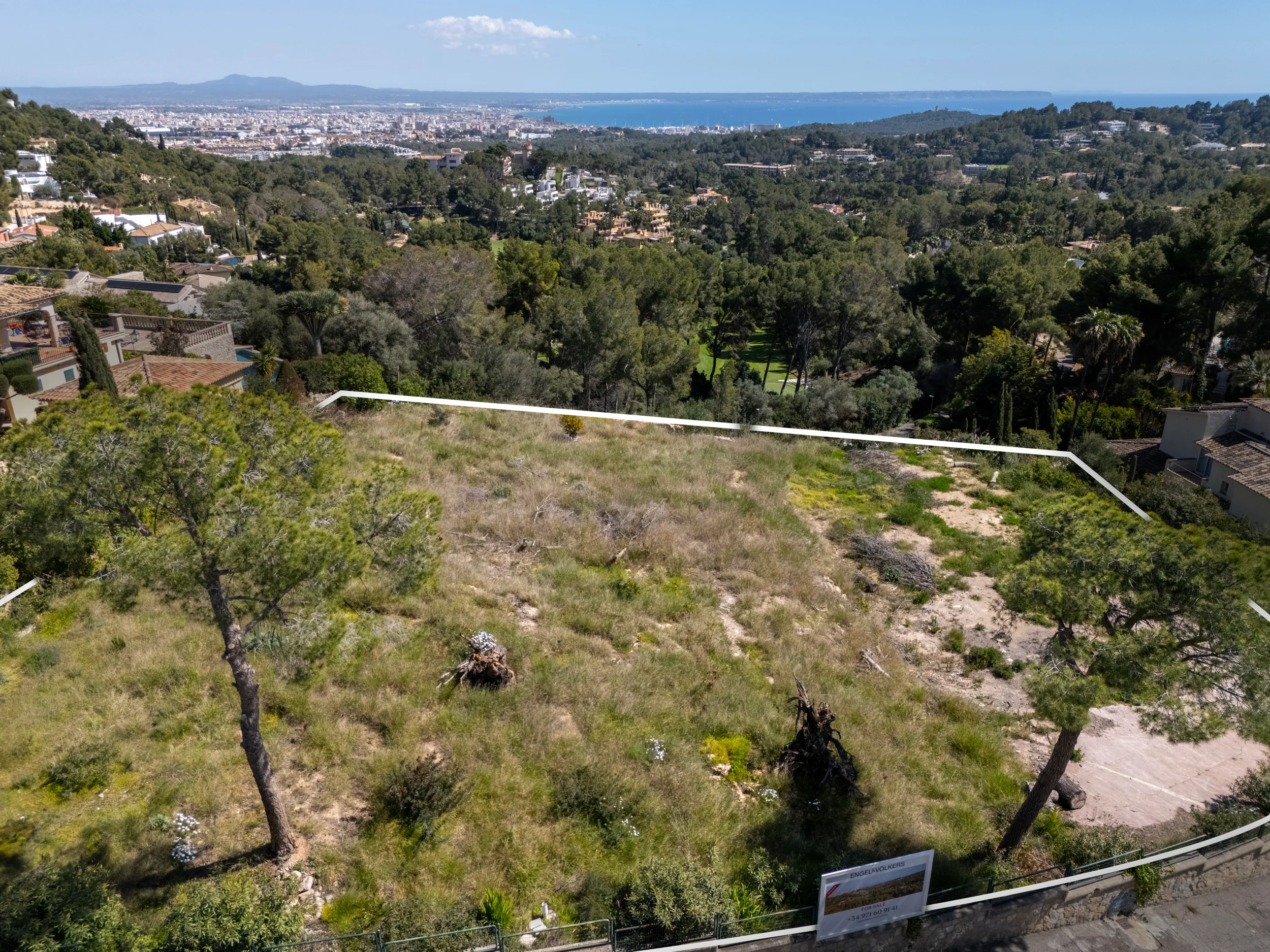 Terreno piatto vista mare con licenza a Son Vida-1