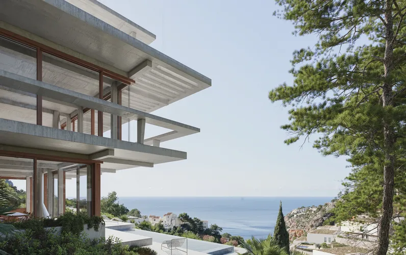 Building plot with sea view and granted building permit