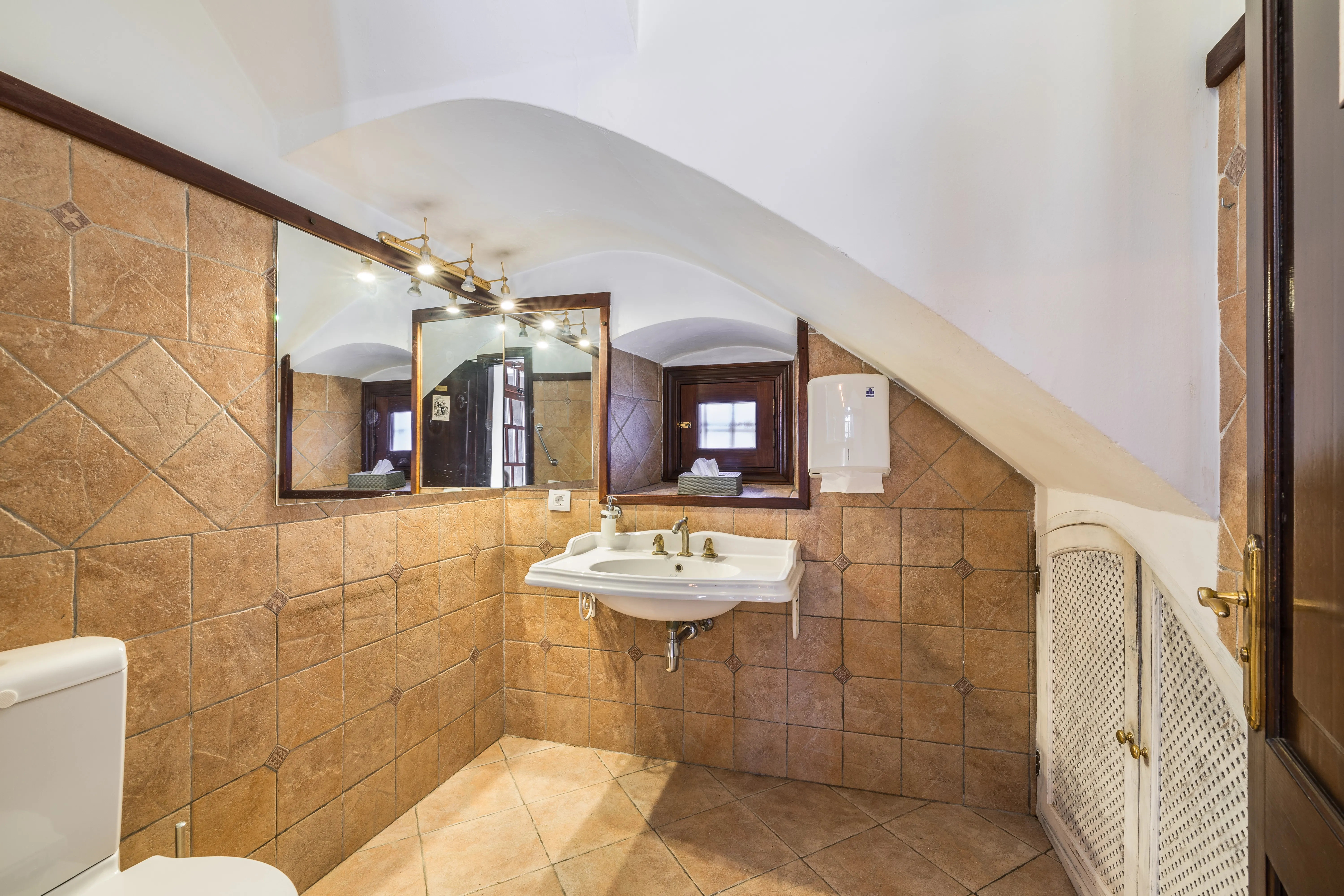 Molí amb història i potencial a Santa María-12