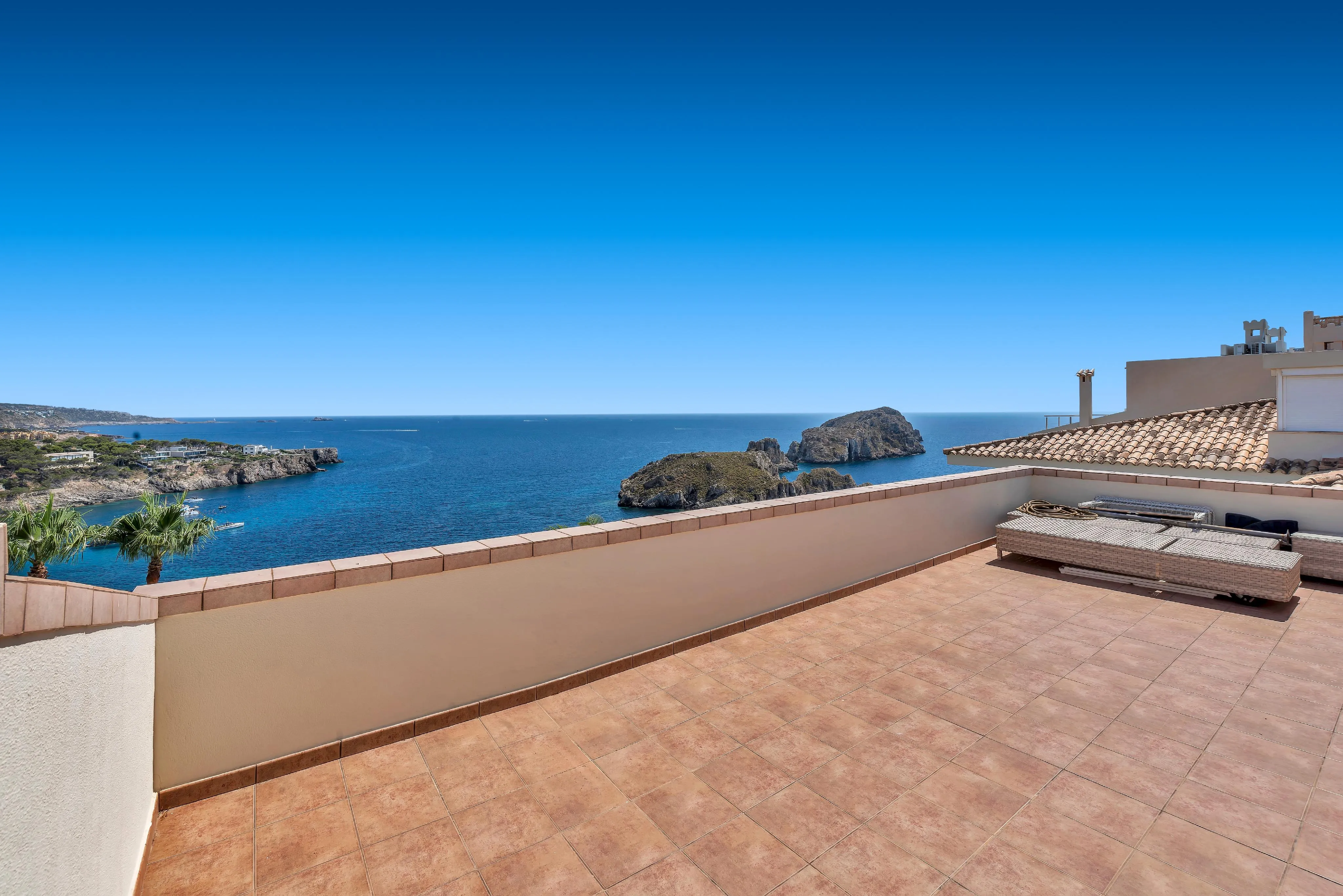 Penthouse in erster Meereslinie in Santa Ponsa-9