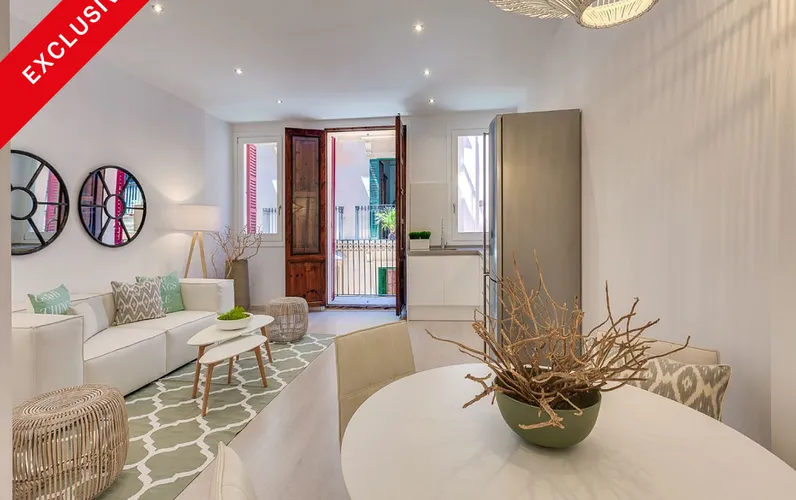 Cosy apartment for short term rental with balconies and community terrace by Santa Eulalia