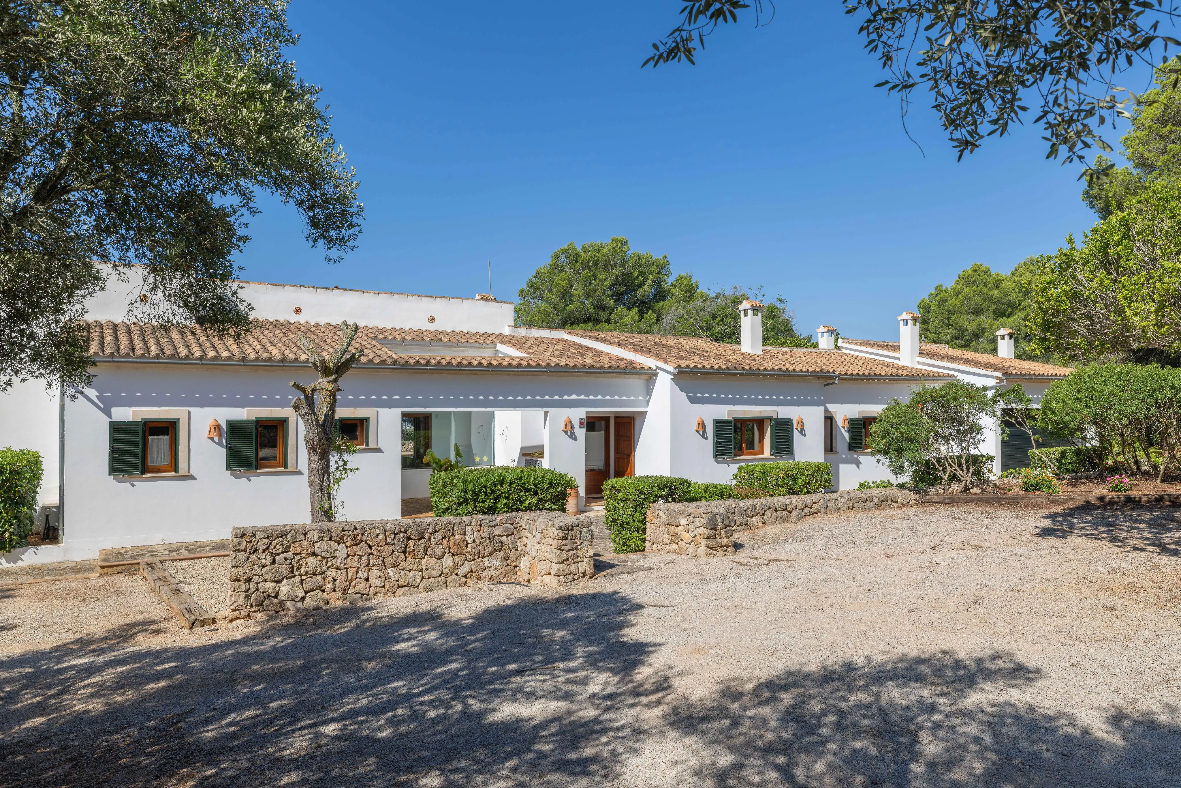 Maison familiale de plain-pied avec un beau jardin et une vue magnifique-19