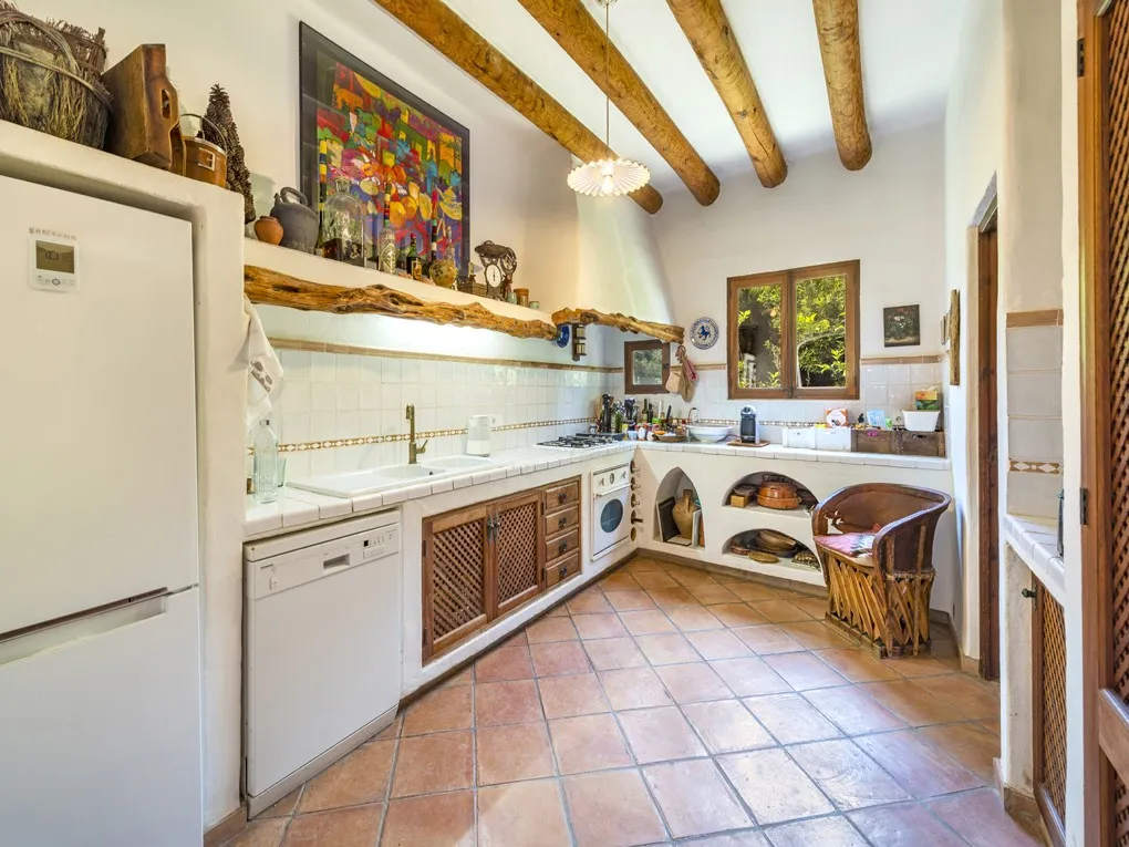 Einzigartige, stilvolle Villa mit großem Pool, tropischem Garten und Blick zur Bucht von Pollença, Top-Lage-8