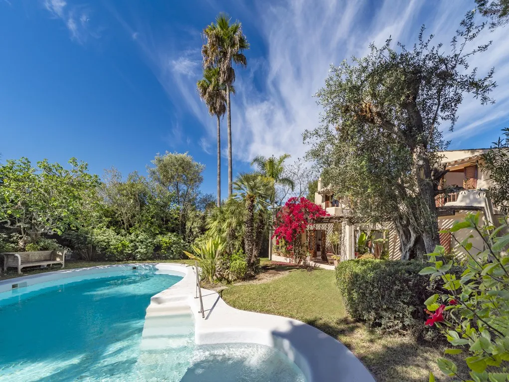 Einzigartige, stilvolle Villa mit großem Pool, tropischem Garten und Blick zur Bucht von Pollença, Top-Lage-23