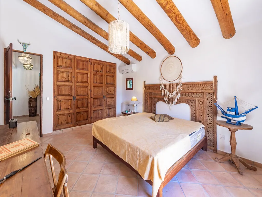 Villa met zwembad en zeezicht te koop in Mallorca Noord - Bonaire-18