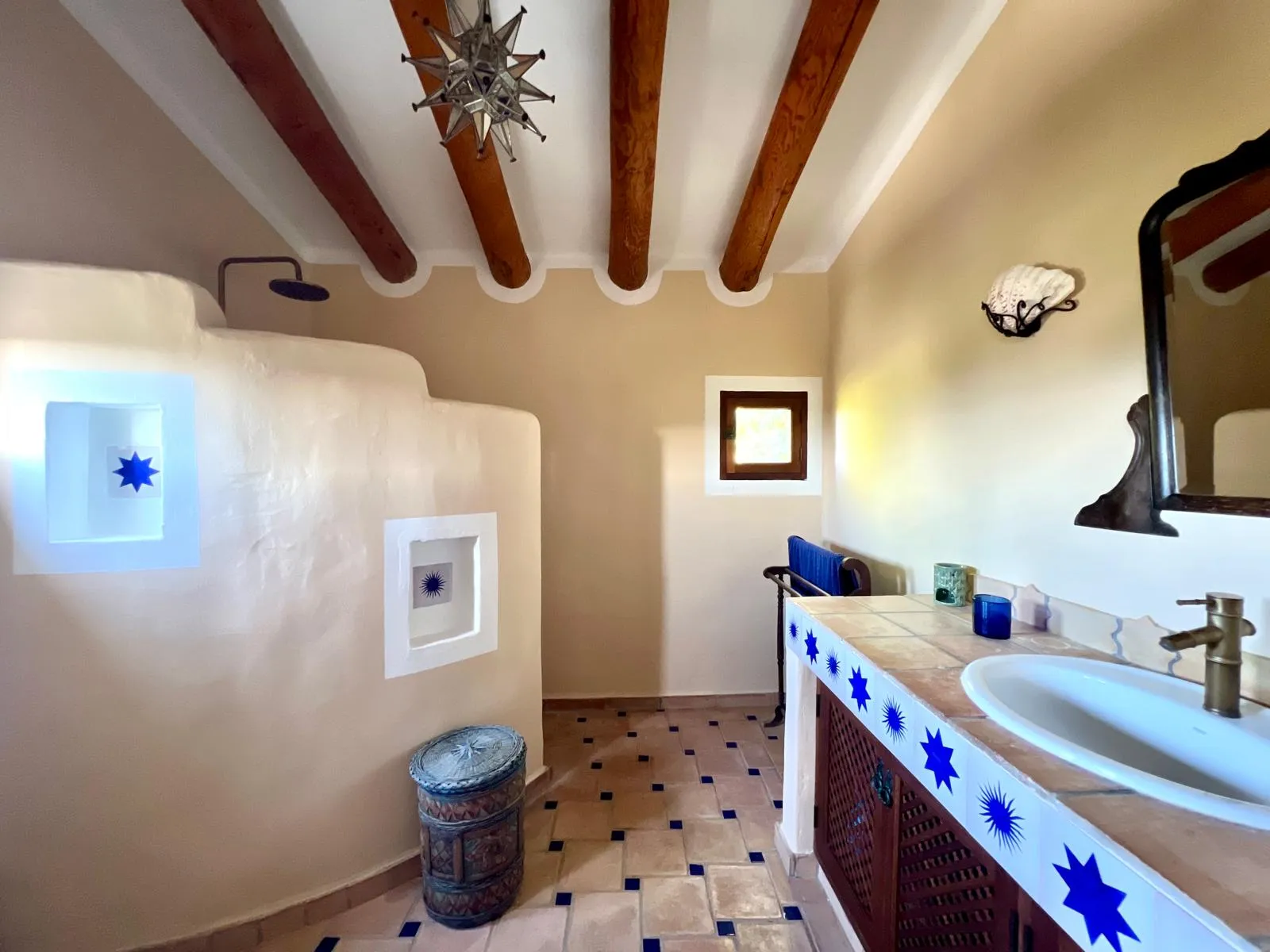 Villa met zwembad en zeezicht te koop in Mallorca Noord - Bonaire-17