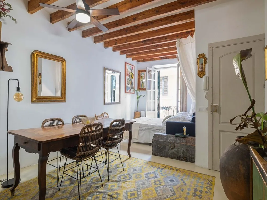 Gezellige artistieke studio op een perfecte locatie-6