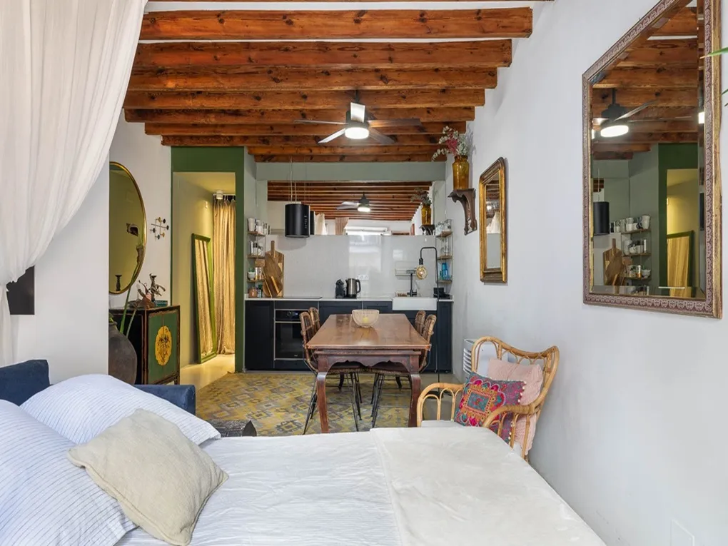 Gezellige artistieke studio op een perfecte locatie-3