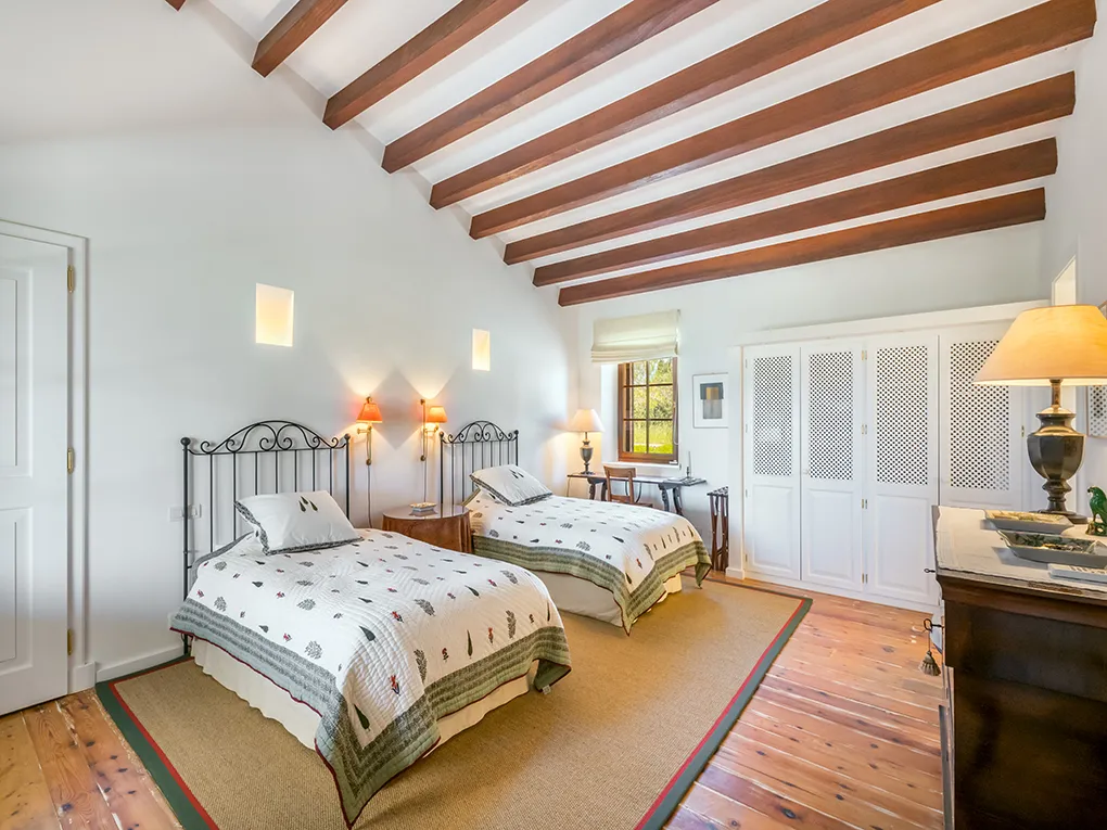 Charming finca estate with beautiful garden-14