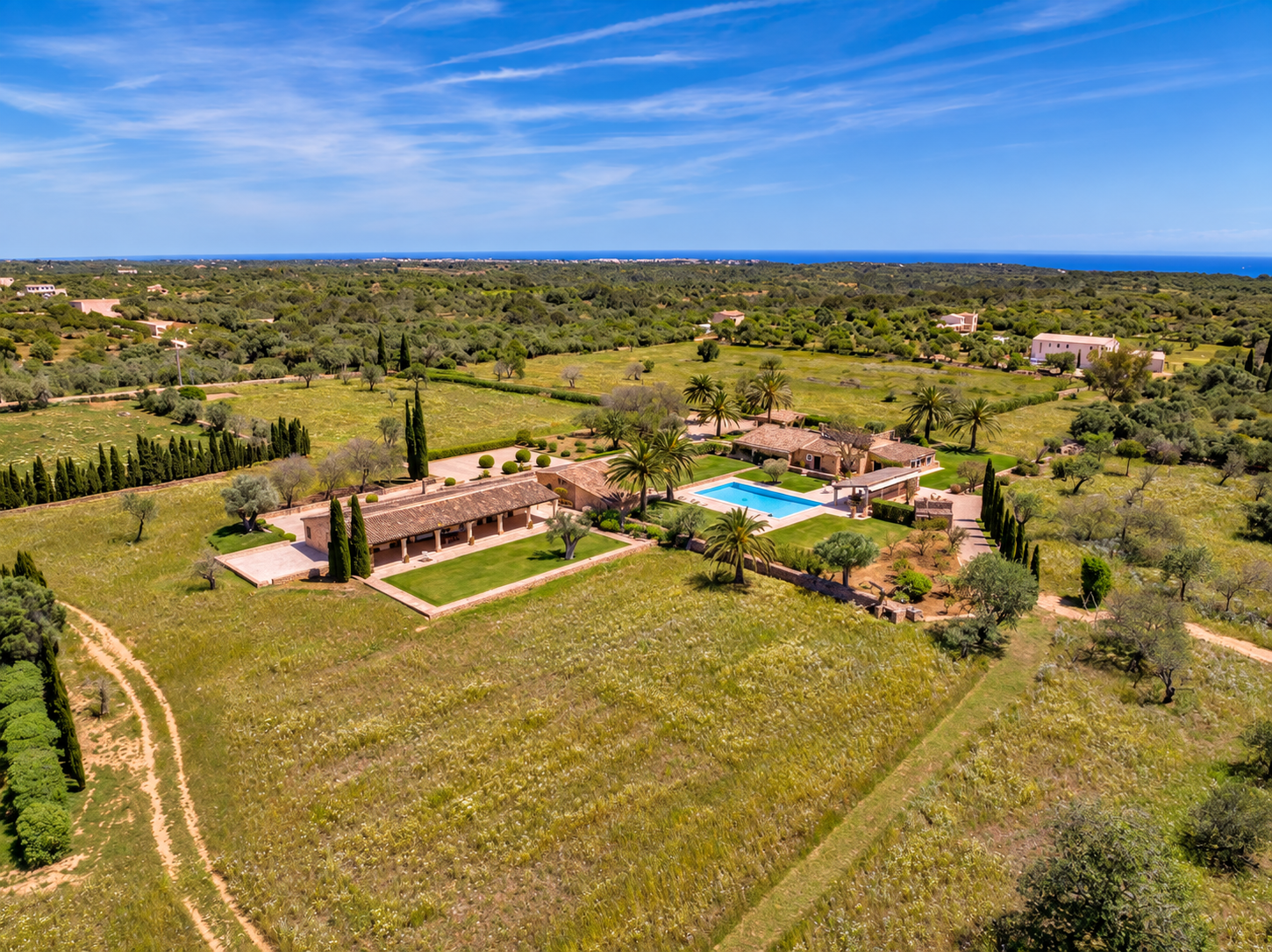 Charming finca estate with beautiful garden