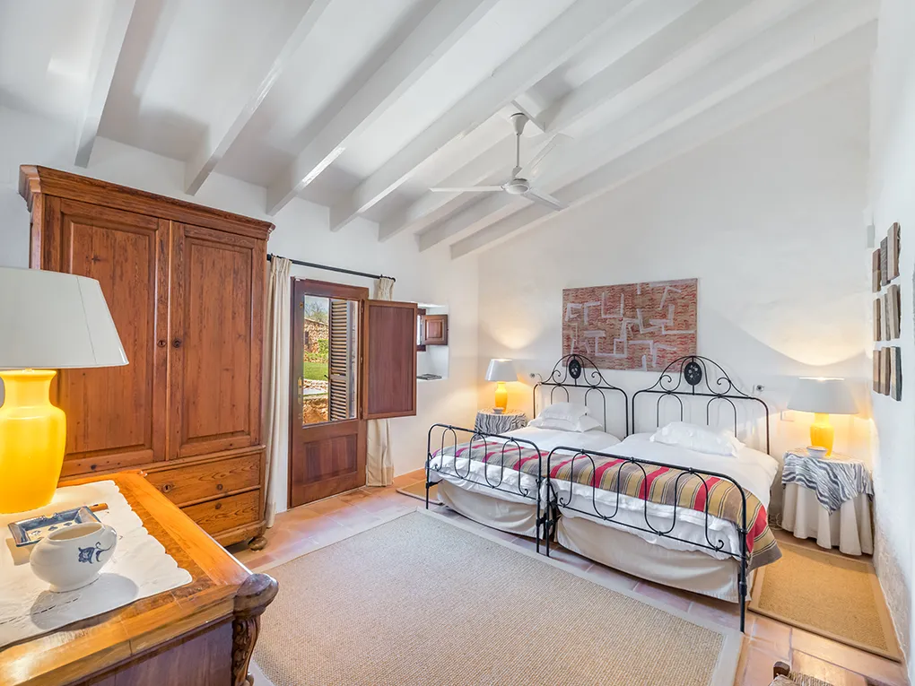 Charming finca estate with beautiful garden-19