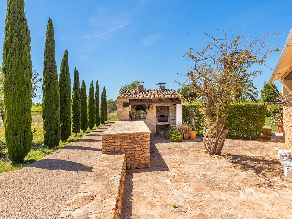 Charming finca estate with beautiful garden-23