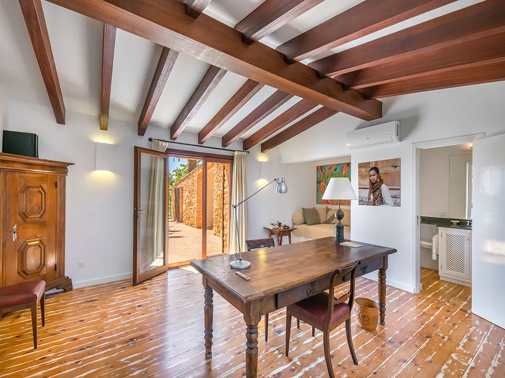 Charming finca estate with beautiful garden-10