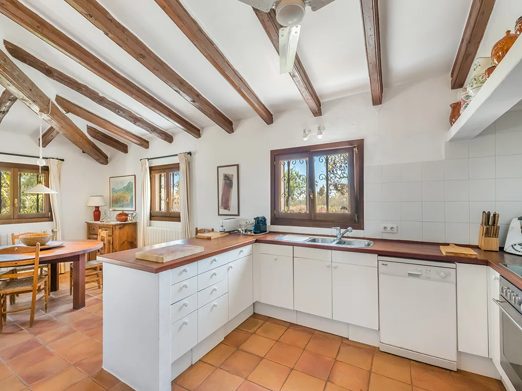 Charming finca estate with beautiful garden-8