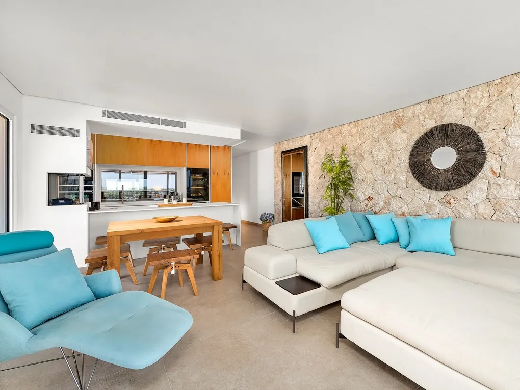 First line dream apartment  – exclusive mediterranean views-2