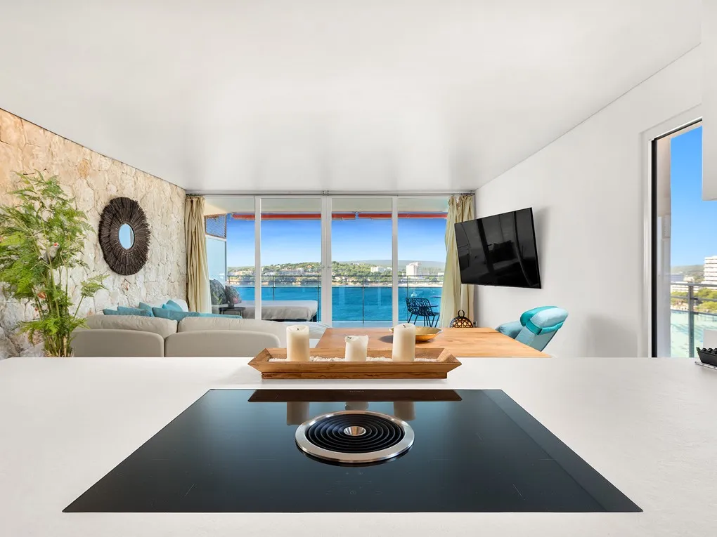 First line dream apartment  – exclusive mediterranean views-4