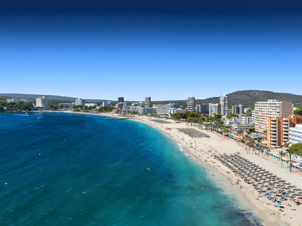 First line dream apartment  – exclusive mediterranean views-13