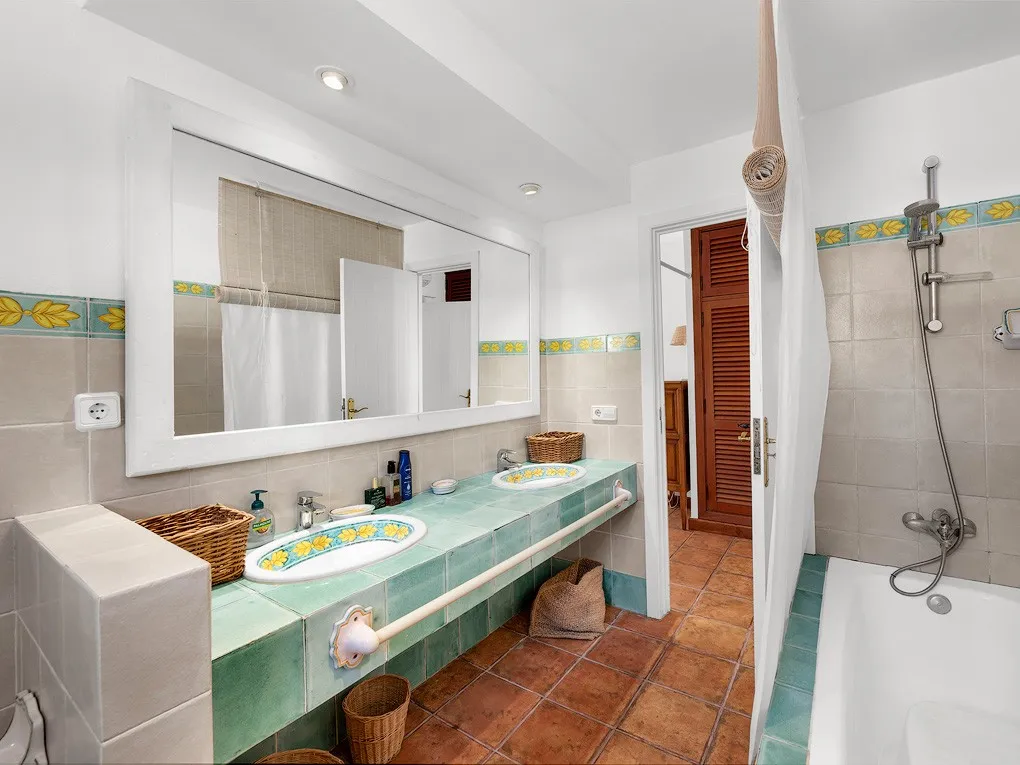 Bevoorrechte locatie bij het strand-11