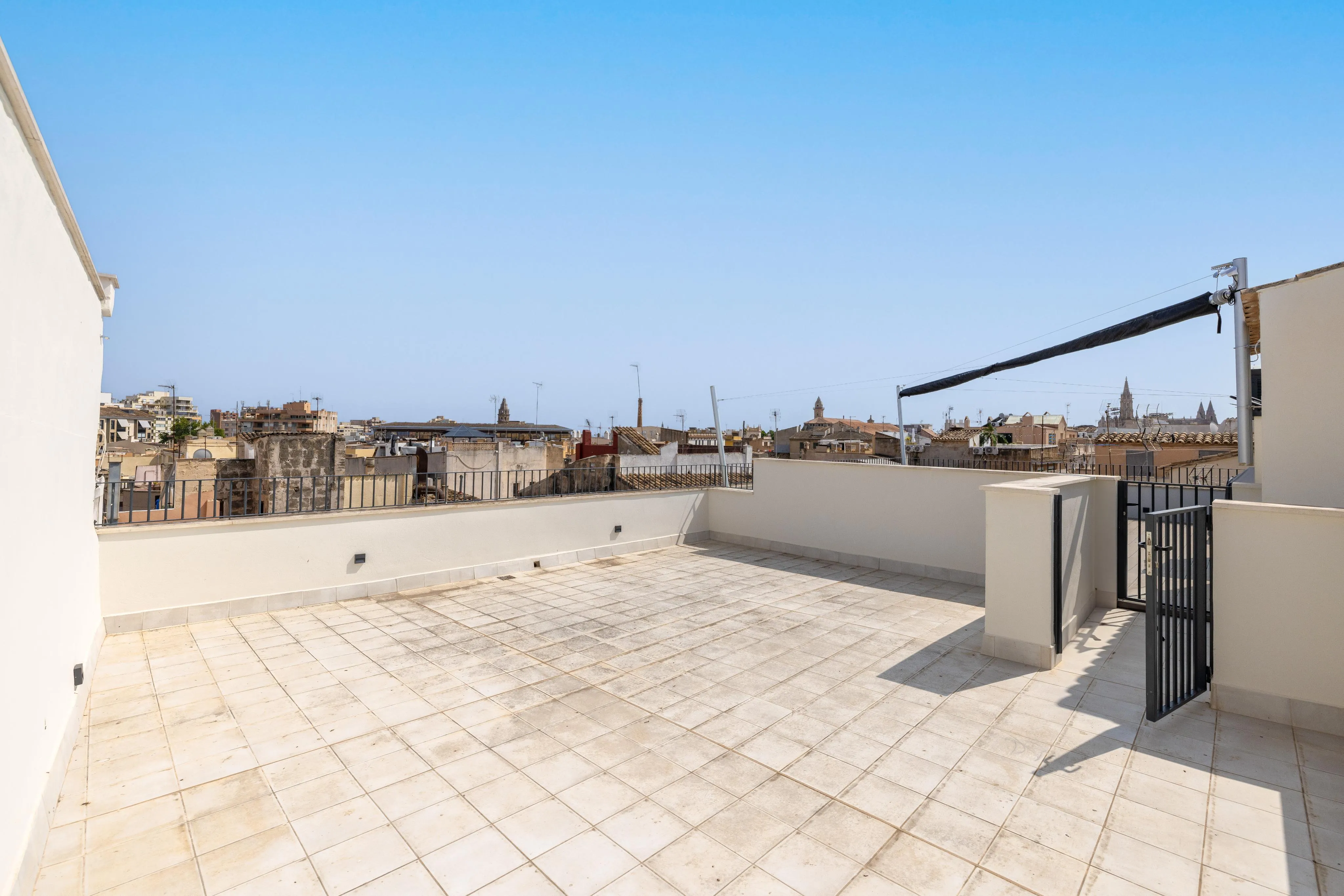 Précieux penthouse récemment construit avec terrasse et parking à Palma de Mallorca, Old Town-15