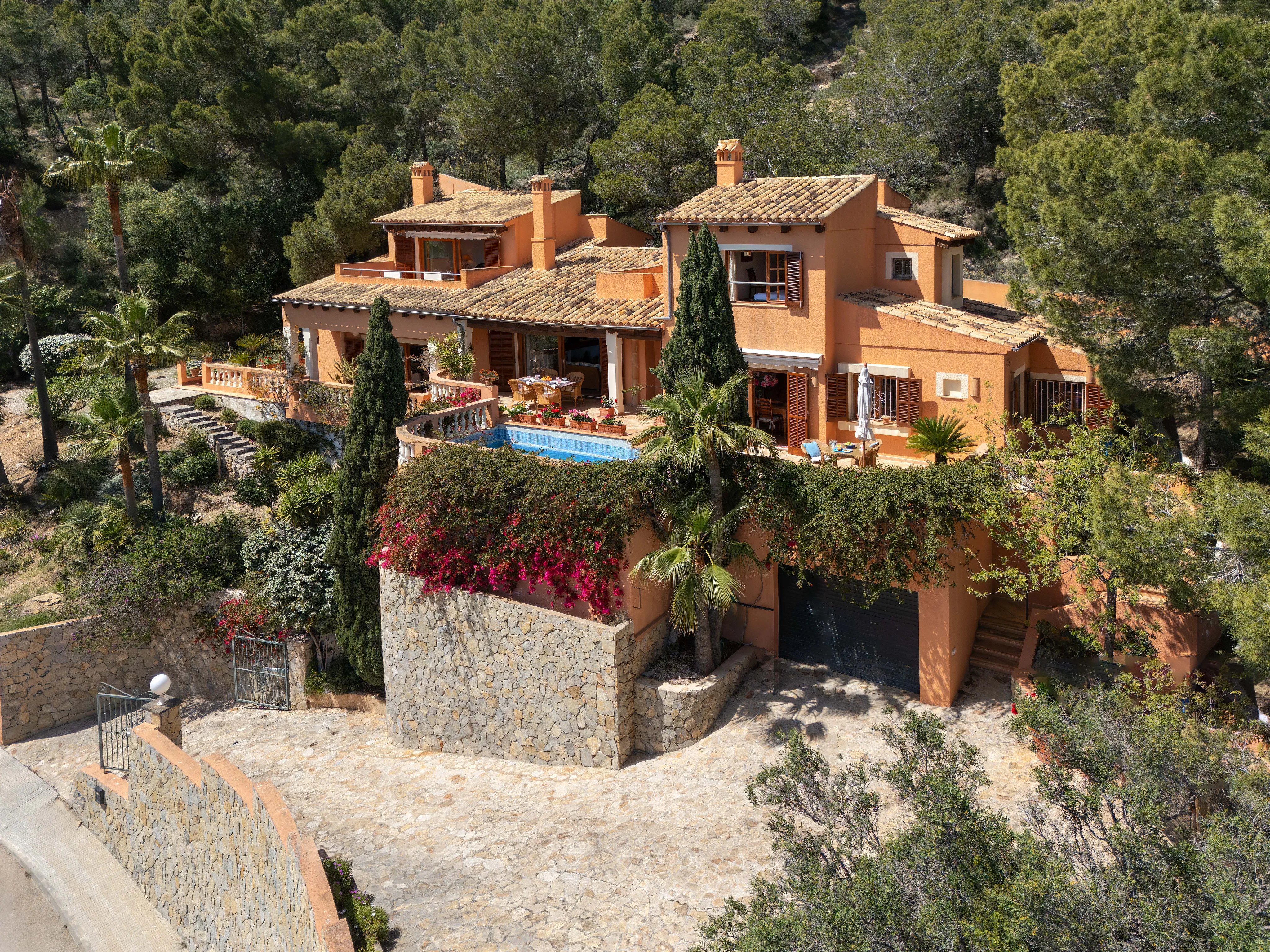 Vila mediterrània amb vista al port-30