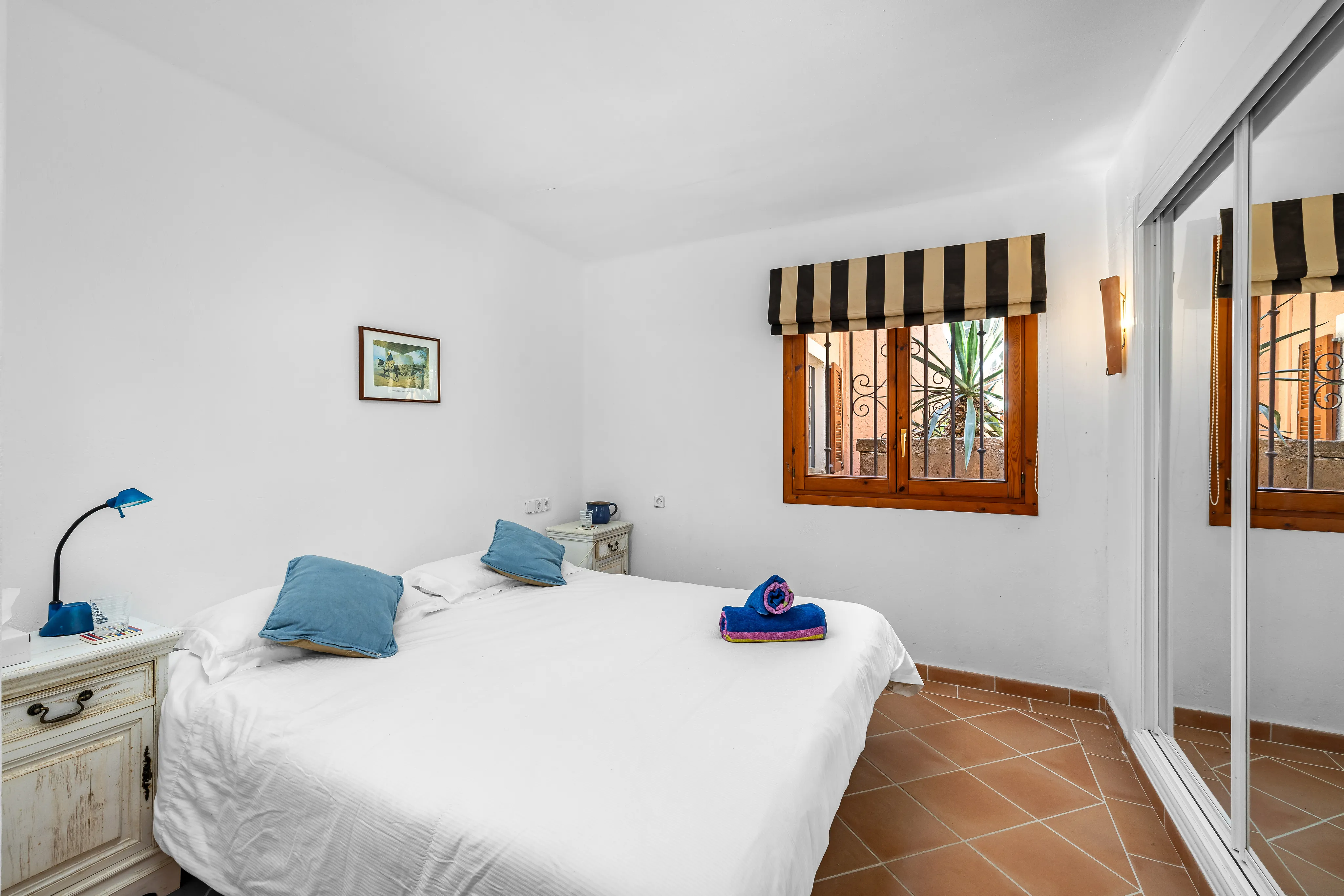 Vila mediterrània amb vista al port-17