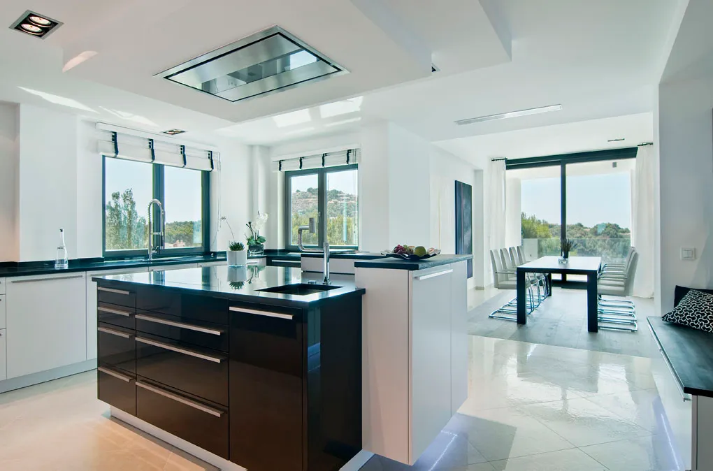 Exclusieve villa met zeezicht in mediterraan-moderne stijl in Santa Ponsa-7