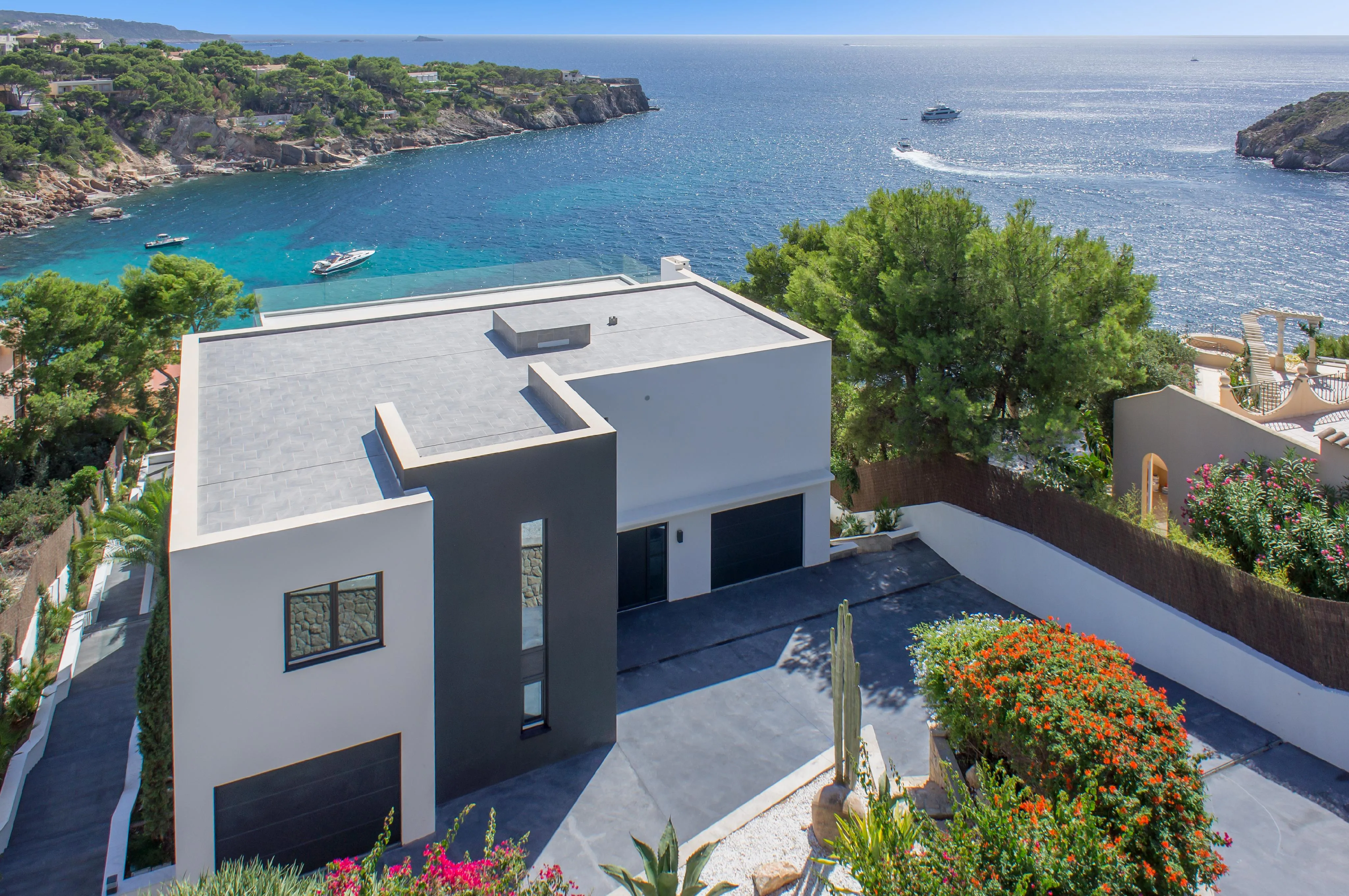 Exclusieve villa met zeezicht in mediterraan-moderne stijl in Santa Ponsa-26