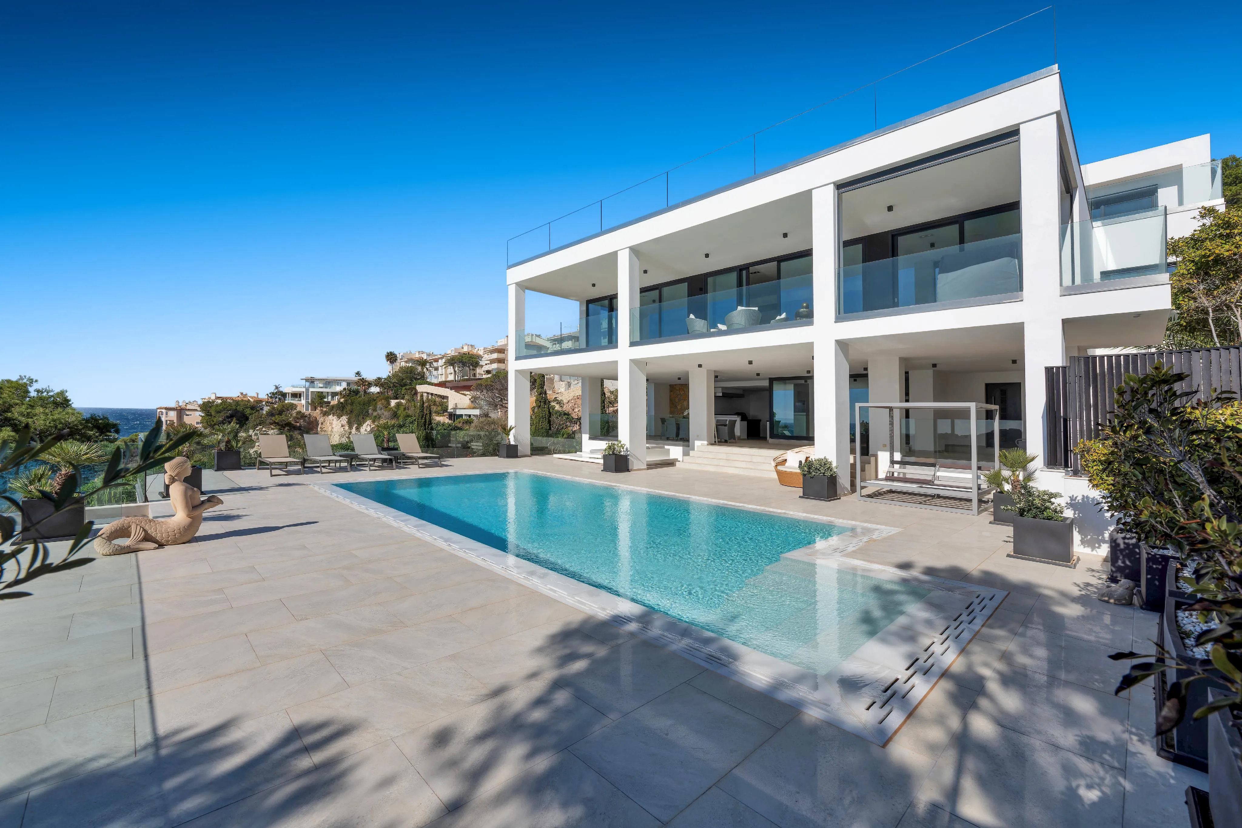 Exclusiva vila d'estil mediterrani modern amb vista al mar a Santa Ponsa-3