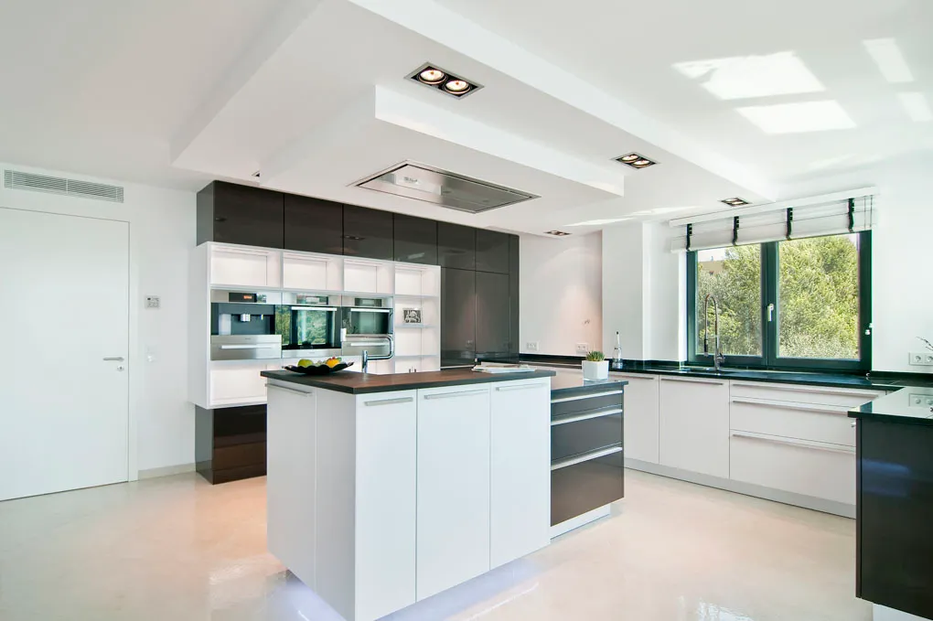 Exclusieve villa met zeezicht in mediterraan-moderne stijl in Santa Ponsa-9