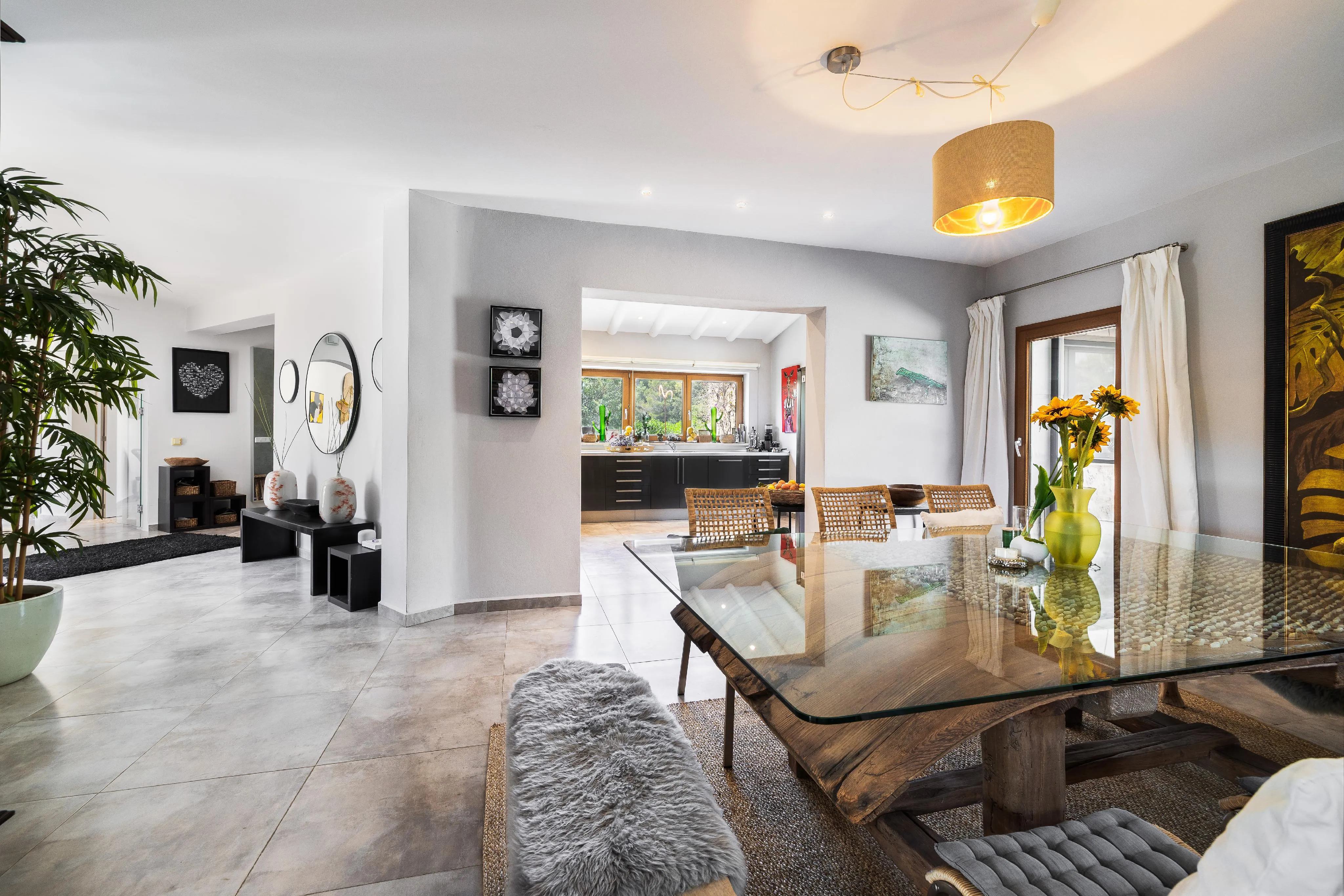 Finca z dalekosiężnymi widokami - nowoczesny komfort życia w tradycyjnej kamiennej architekturze na wzgórzu w pobliżu Moscari-9