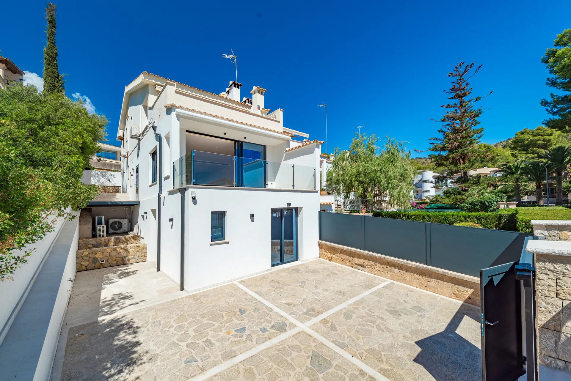 Estilo de vida elegante en una de las zonas más codiciadas de Mallorca-1