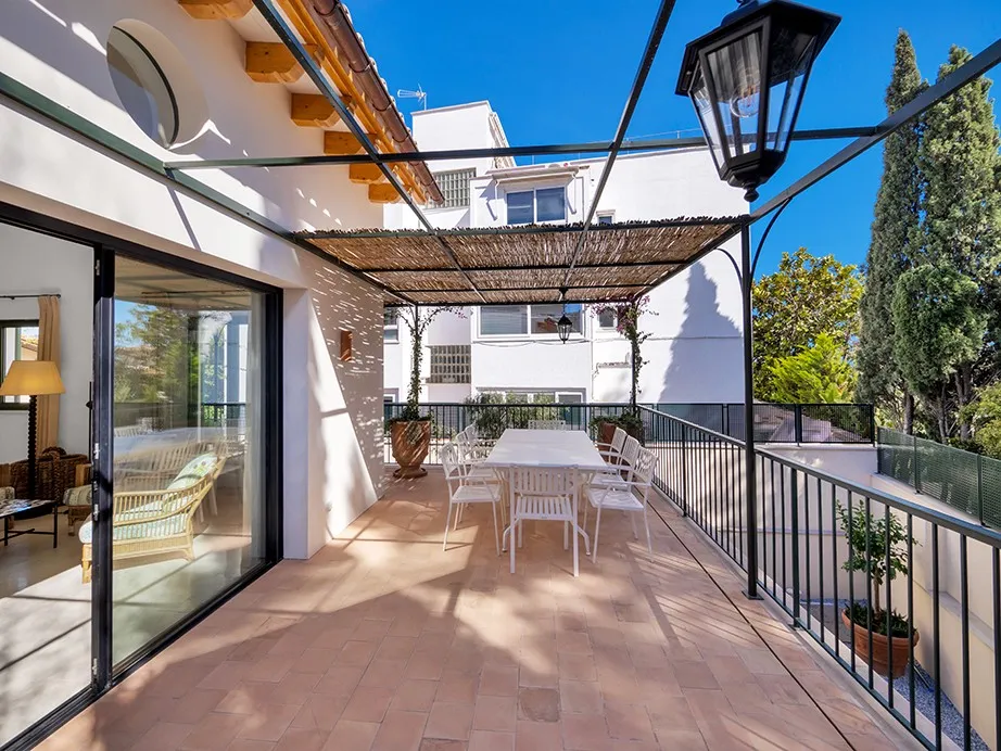 Luxuriöses mediterranes Haus mit privatem Pool-16