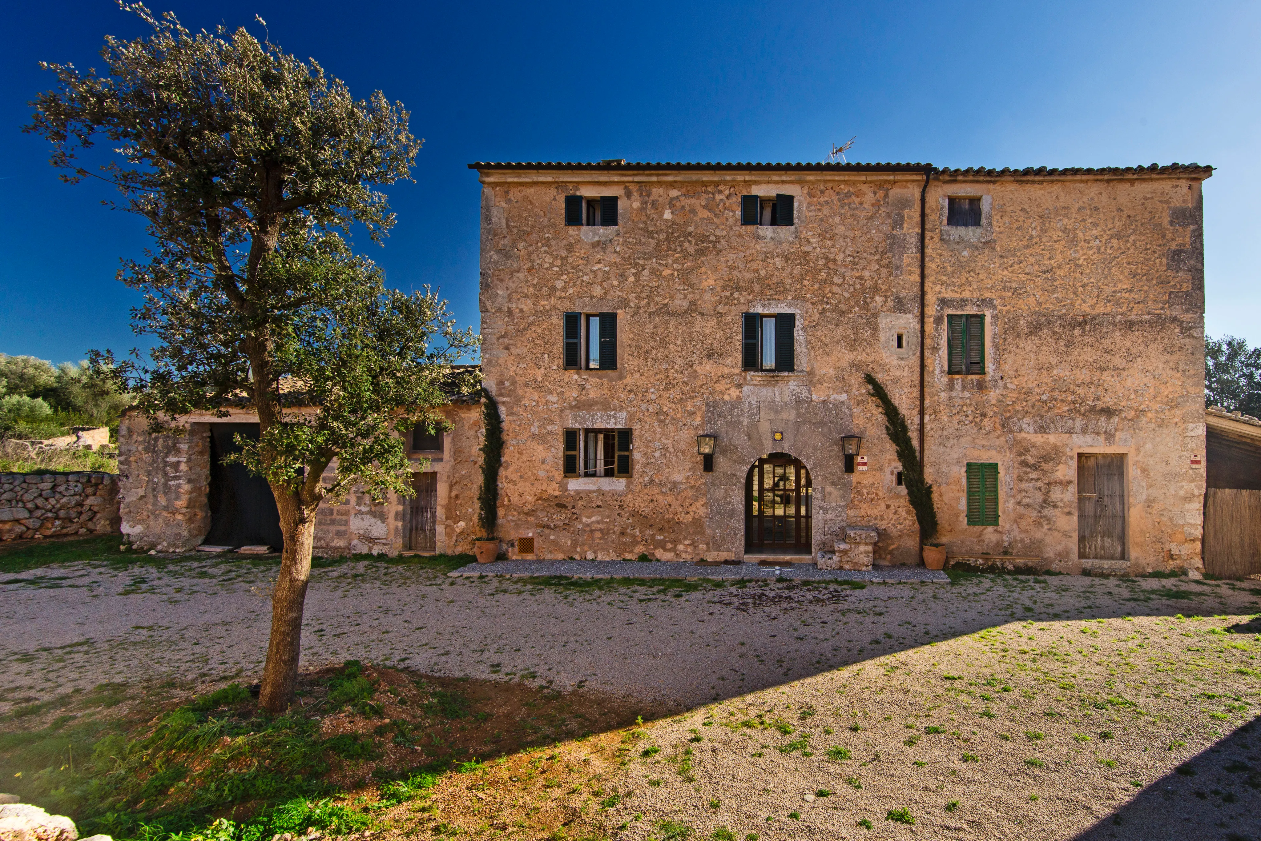 Juvel fra det 19. århundrede med ETV-licens-23