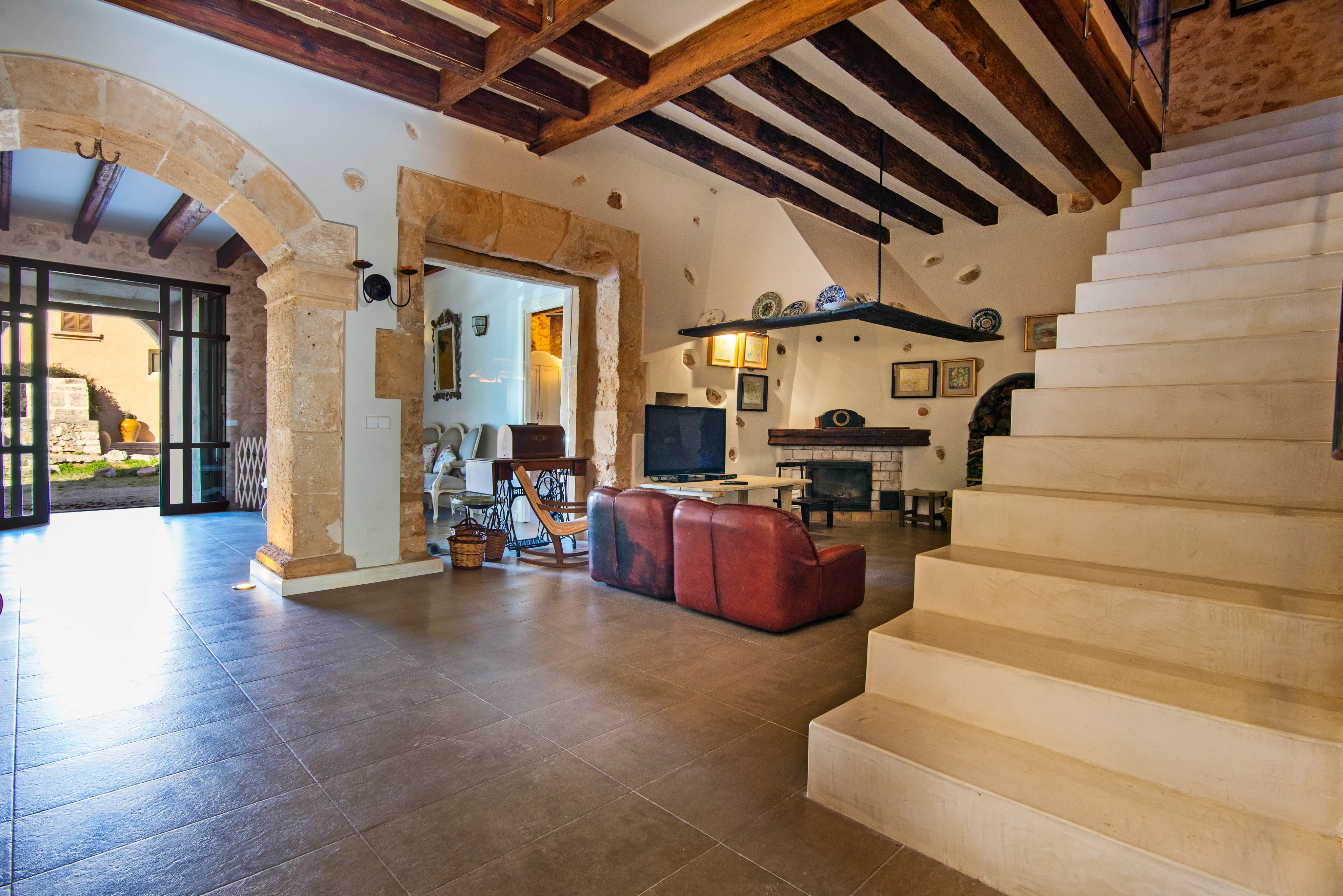 Jewel från 1800-talet med ETV-licens-7