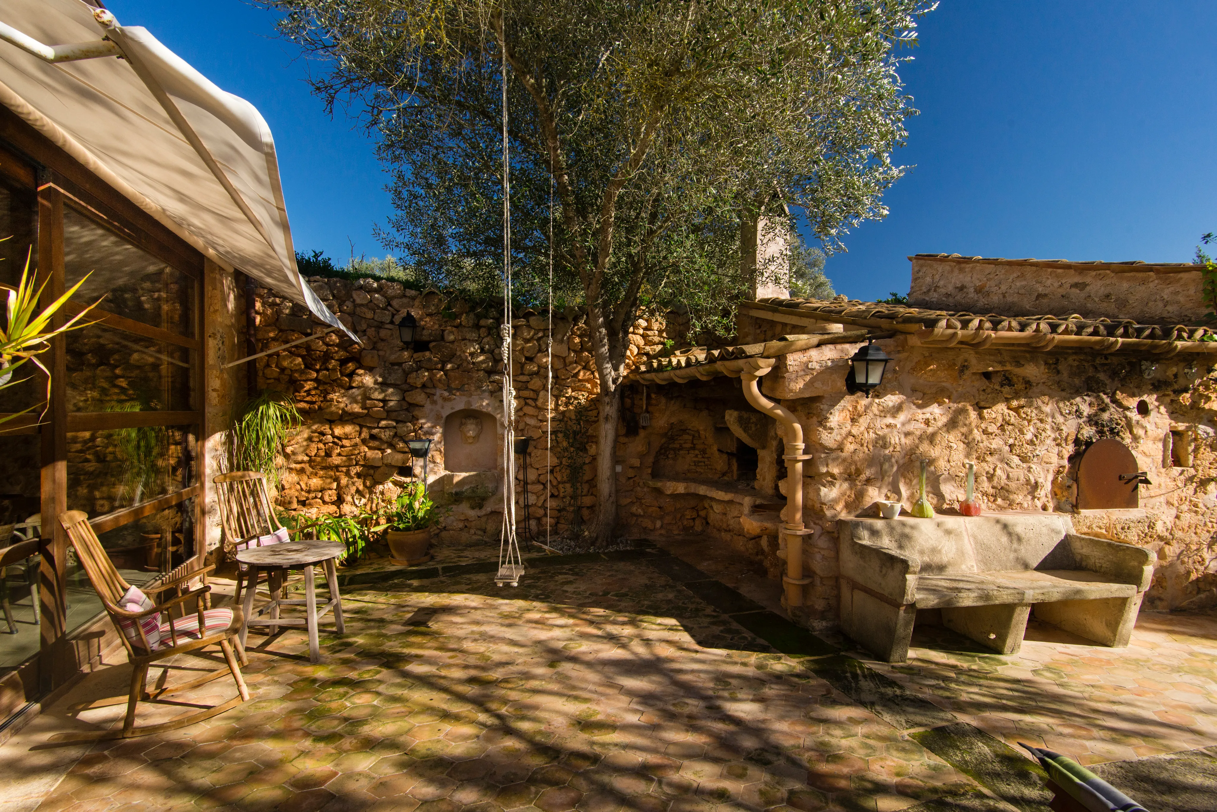 Juvel fra det 19. århundrede med ETV-licens-21