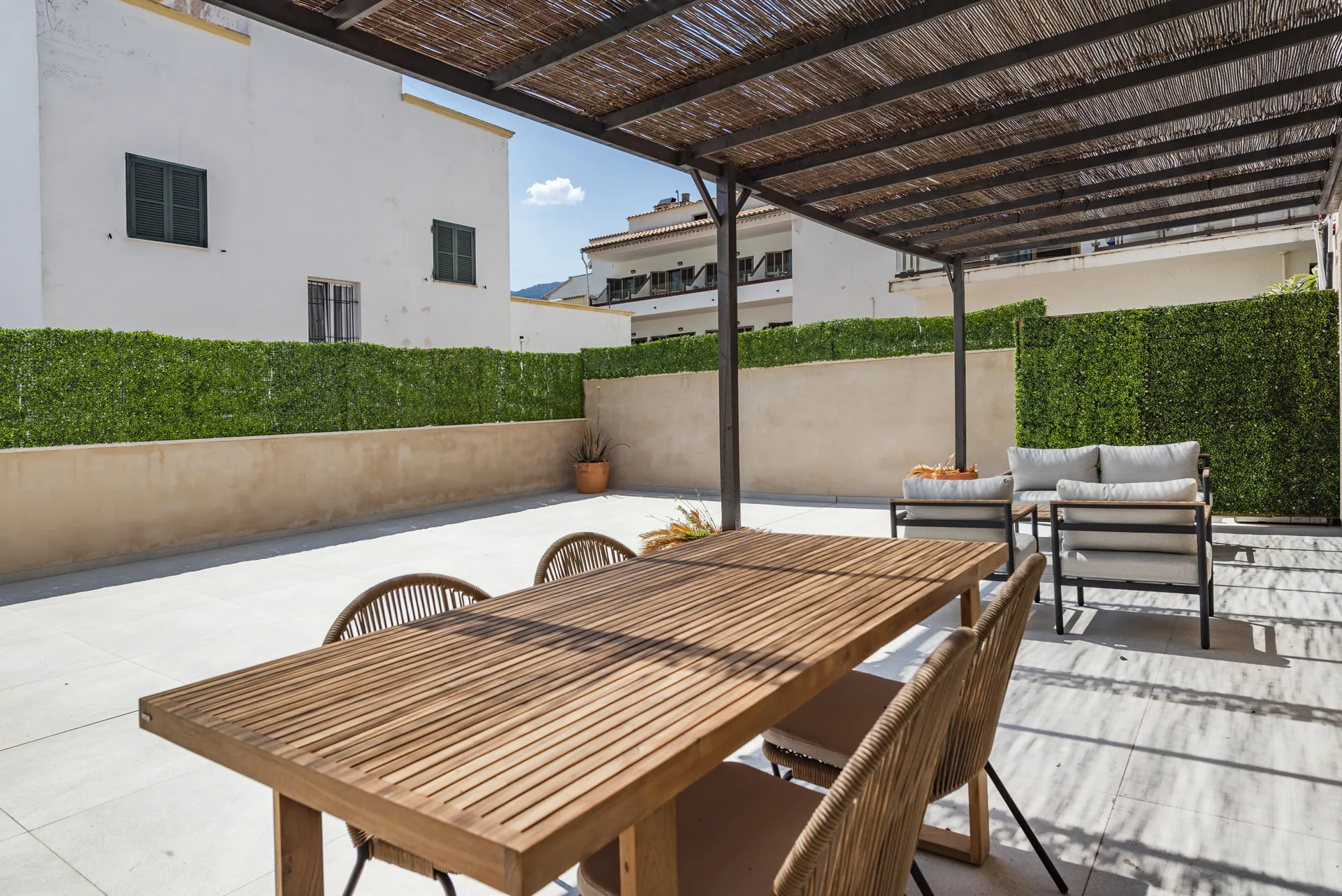 Dwupoziomowe nowo wybudowane mieszkanie w Puerto de Sóller-12